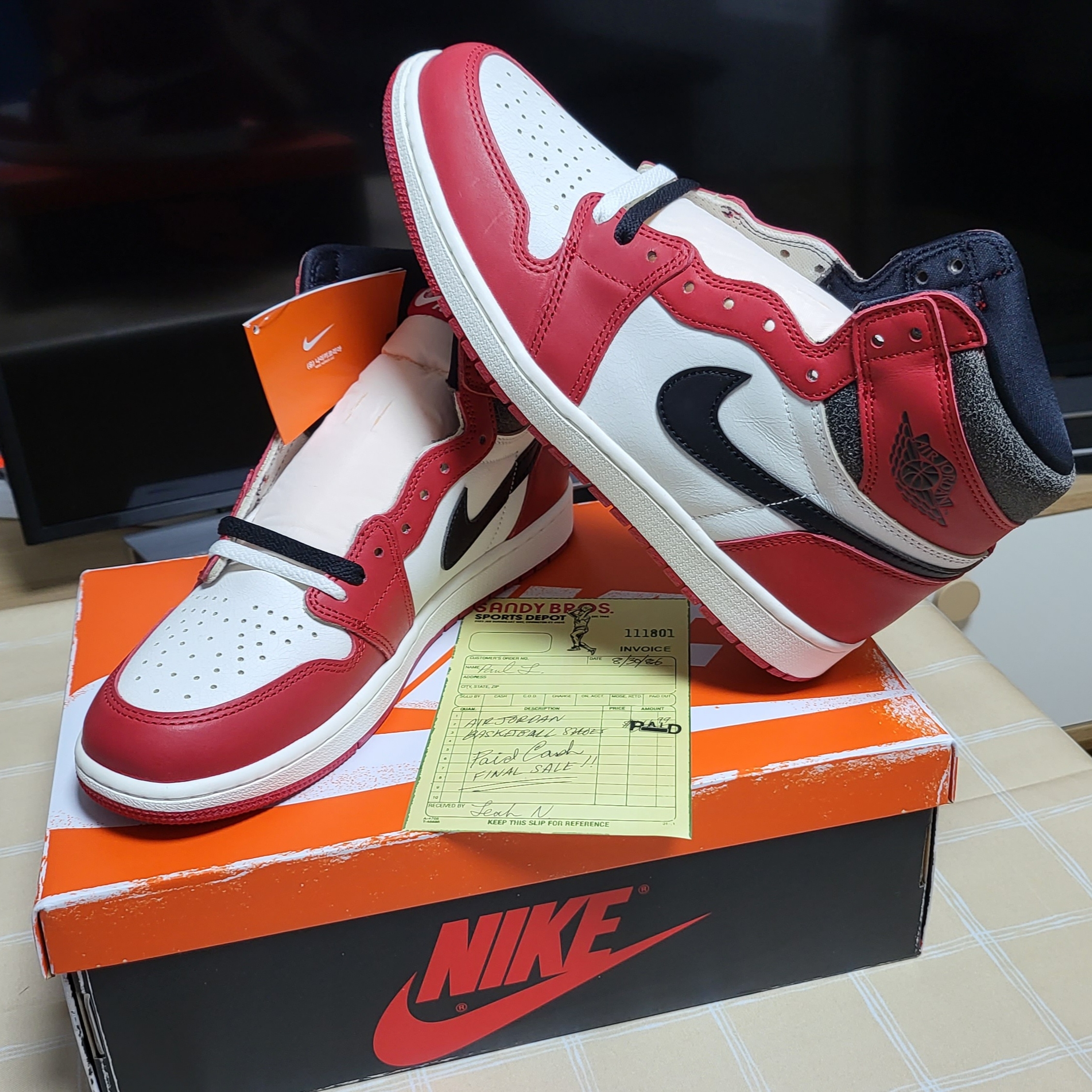 Jordan 1 Retro High OG Chicago 2022 착용 스타일 - 2