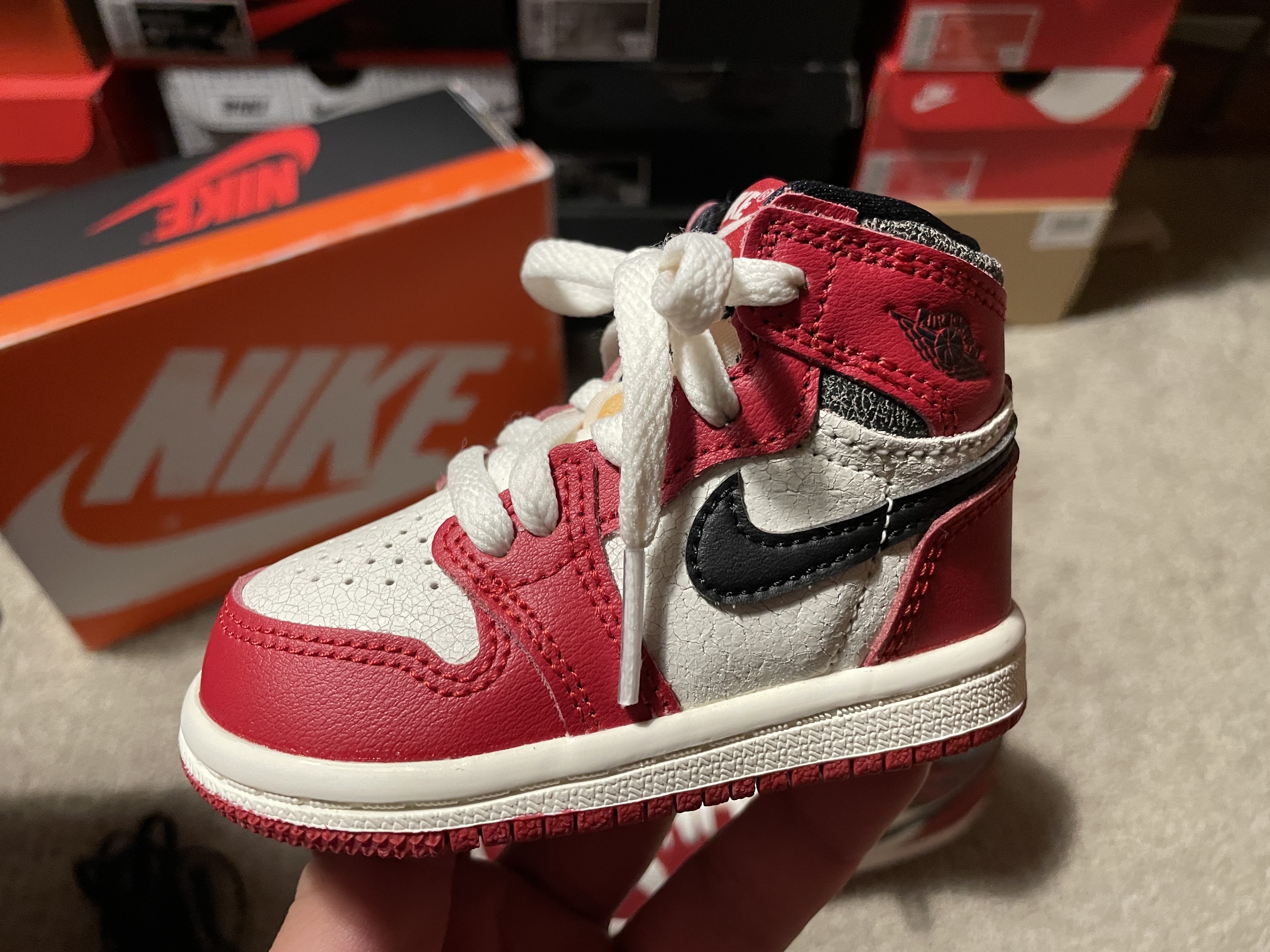Jordan 1 Retro High OG Chicago 2022, (TD) Jordan 1 Retro High OG Chicago 2022 착용 스타일 - 4