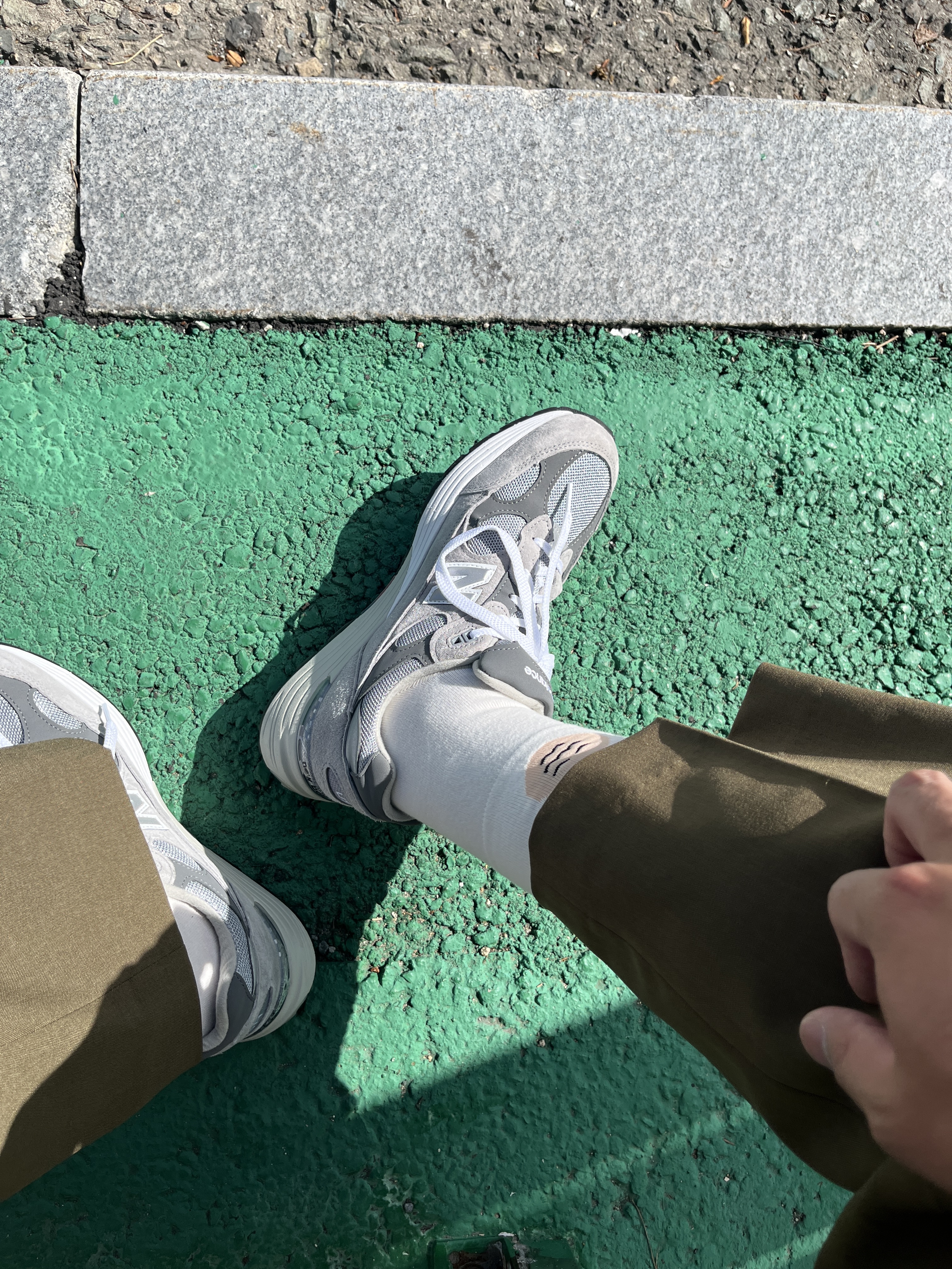 New Balance 992 Made in USA Grey - D Standard, Wooyoungmi Wool Leather Label Cardigan Grey - 22FW 착용 스타일 - 2