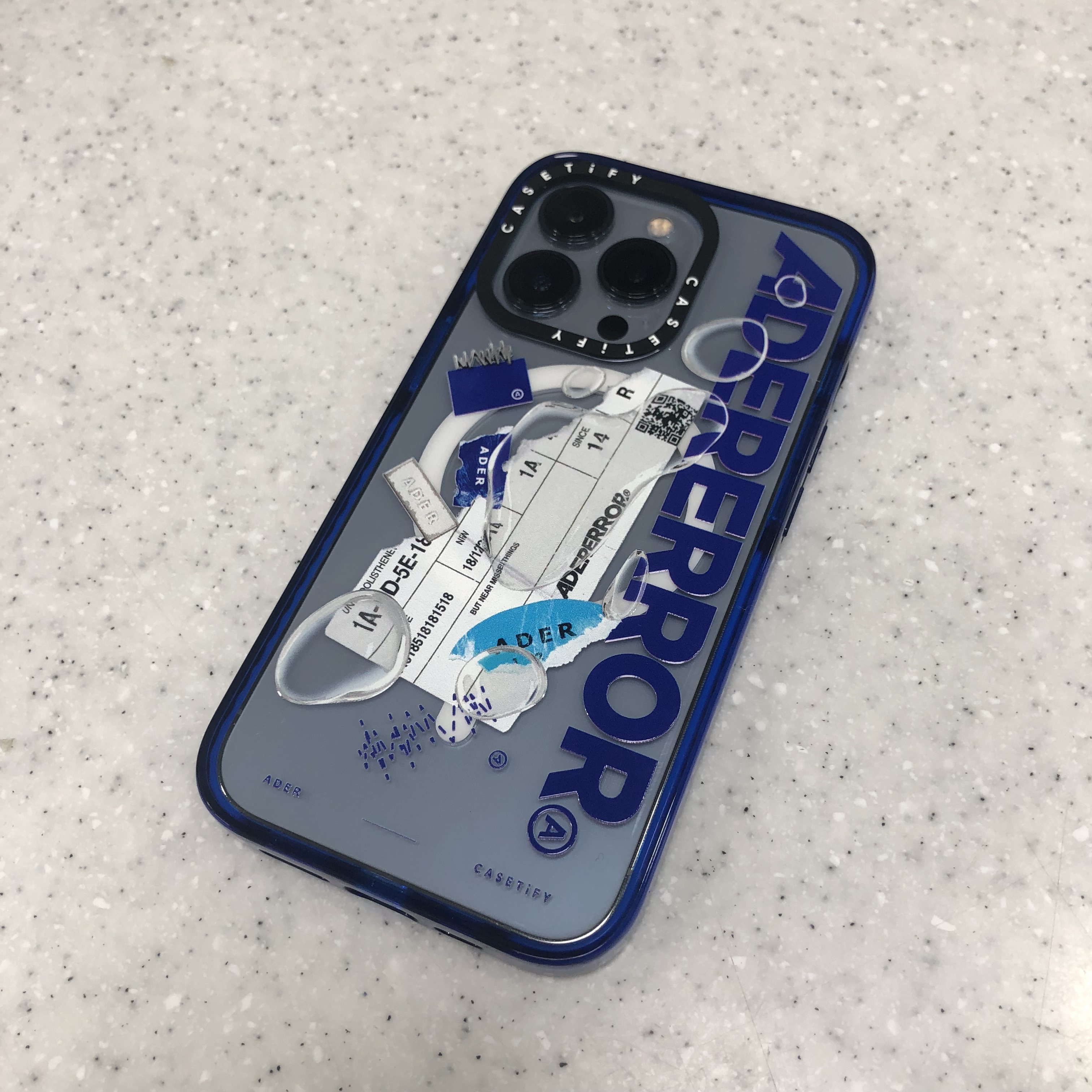 Casetify x Ader Error iPhone Sticker Magsafe Case Clear 착용 스타일