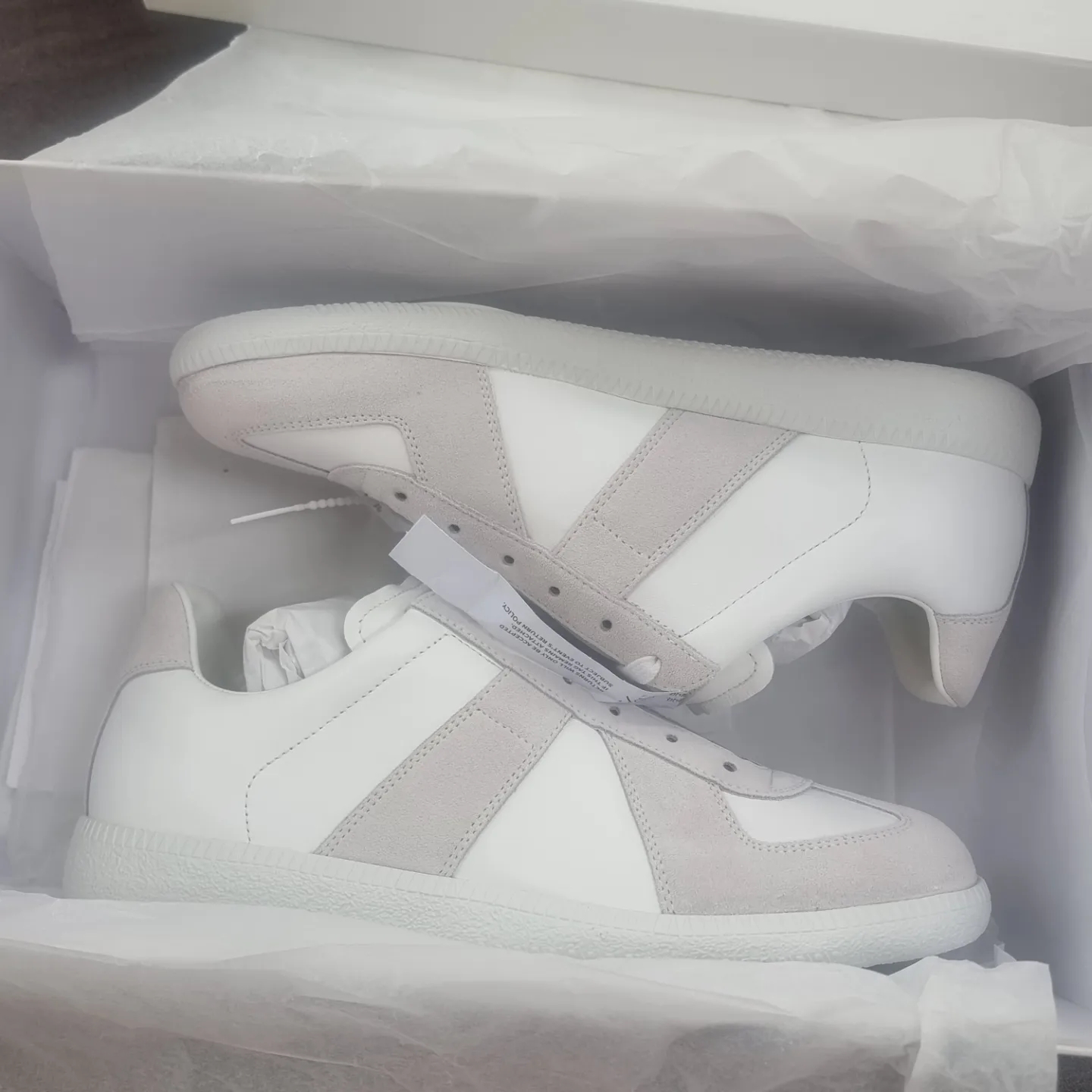 Maison Margiela Calfskin Replica Sneakers White 착용 스타일 - 1