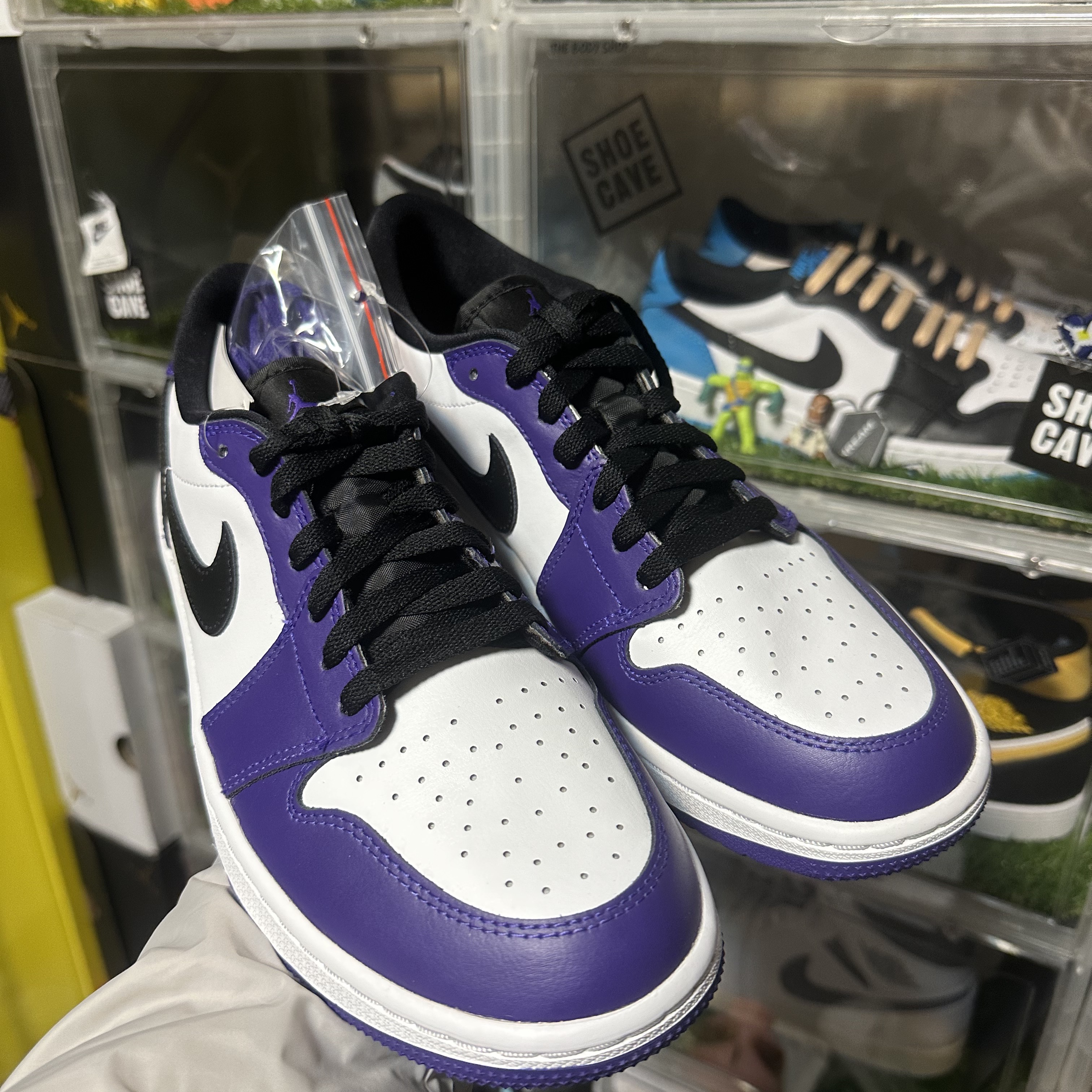 Jordan 1 Low Golf Court Purple 착용 스타일 - 2