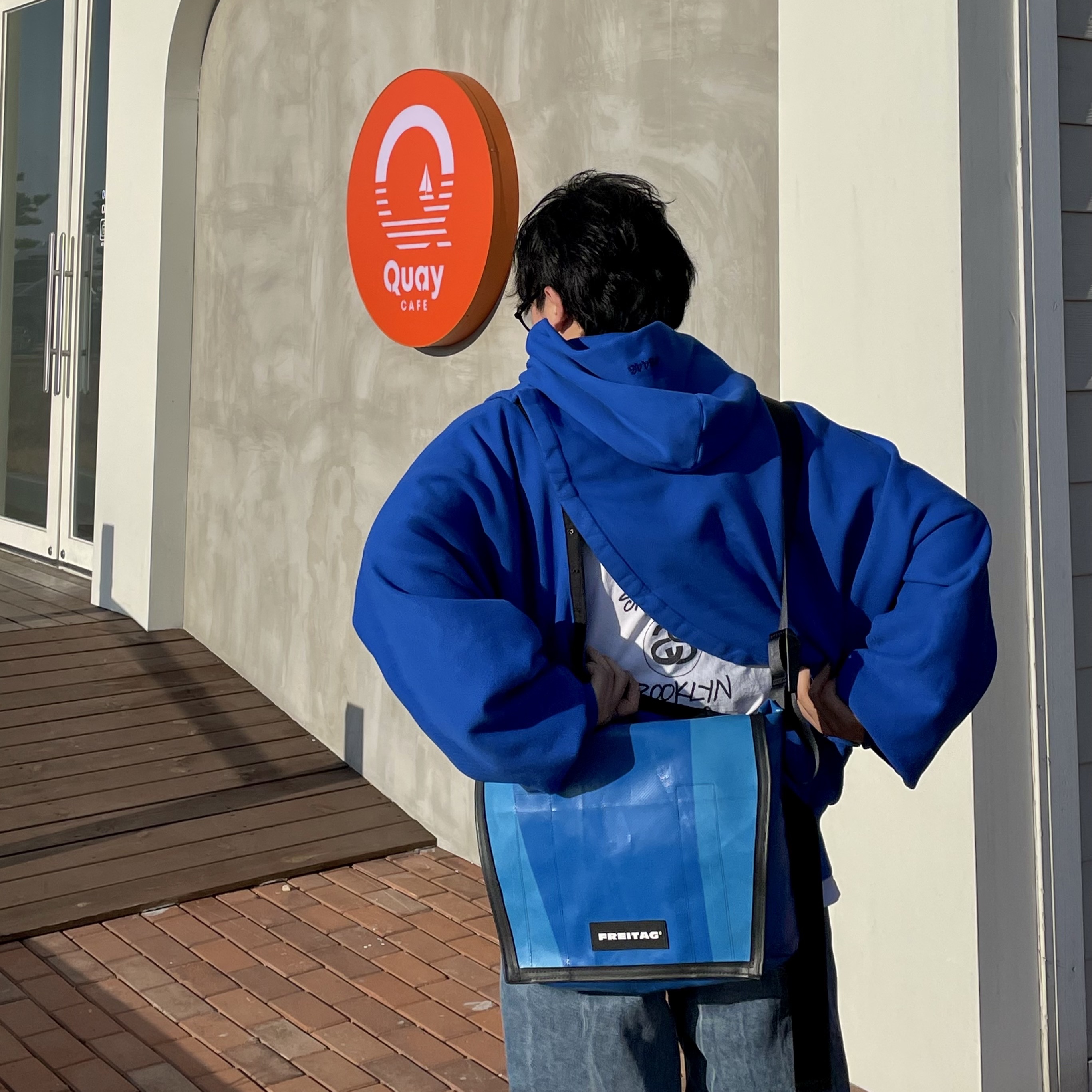 Nonnod x Shinsegae BAYC #8446 2-Piece Cropped Hoodie Washed Blue, Nike x Matthew M Williams Zoom 004 Stone 착용 스타일 - 3