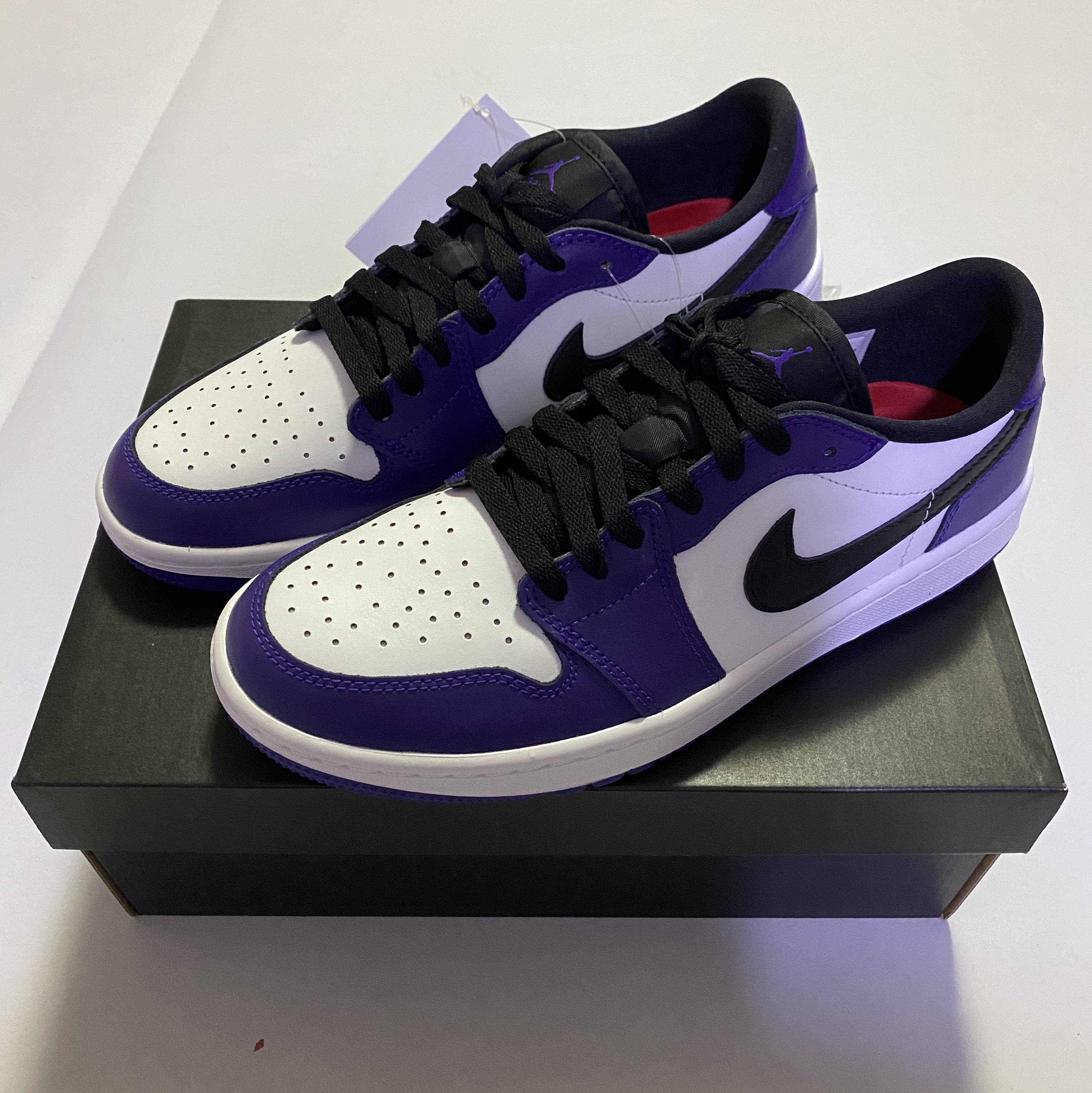 Jordan 1 Low Golf Court Purple 착용 스타일 - 1