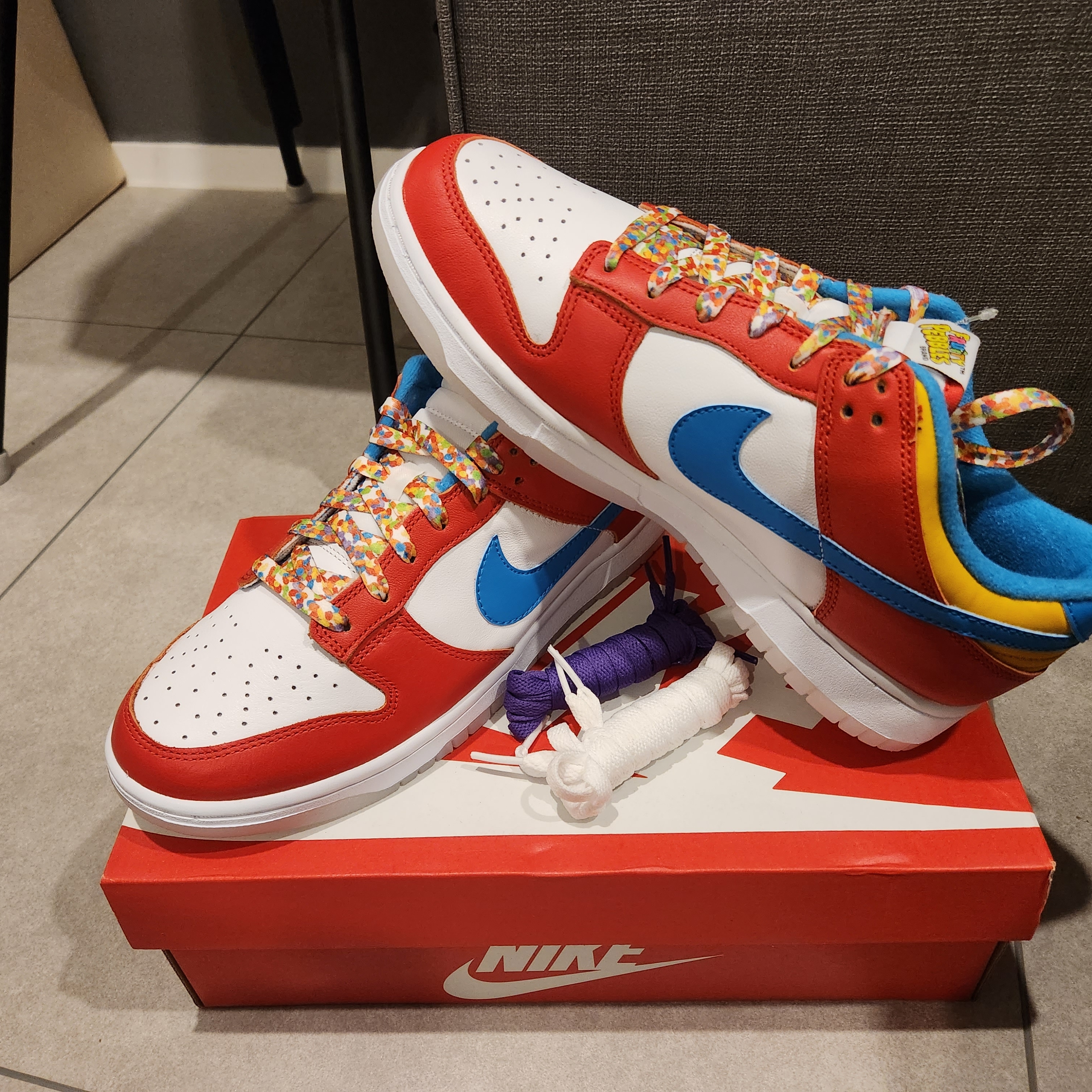 Nike x LeBron James x Fruity Pebbles Dunk Low QS Habanero Red 착용 스타일