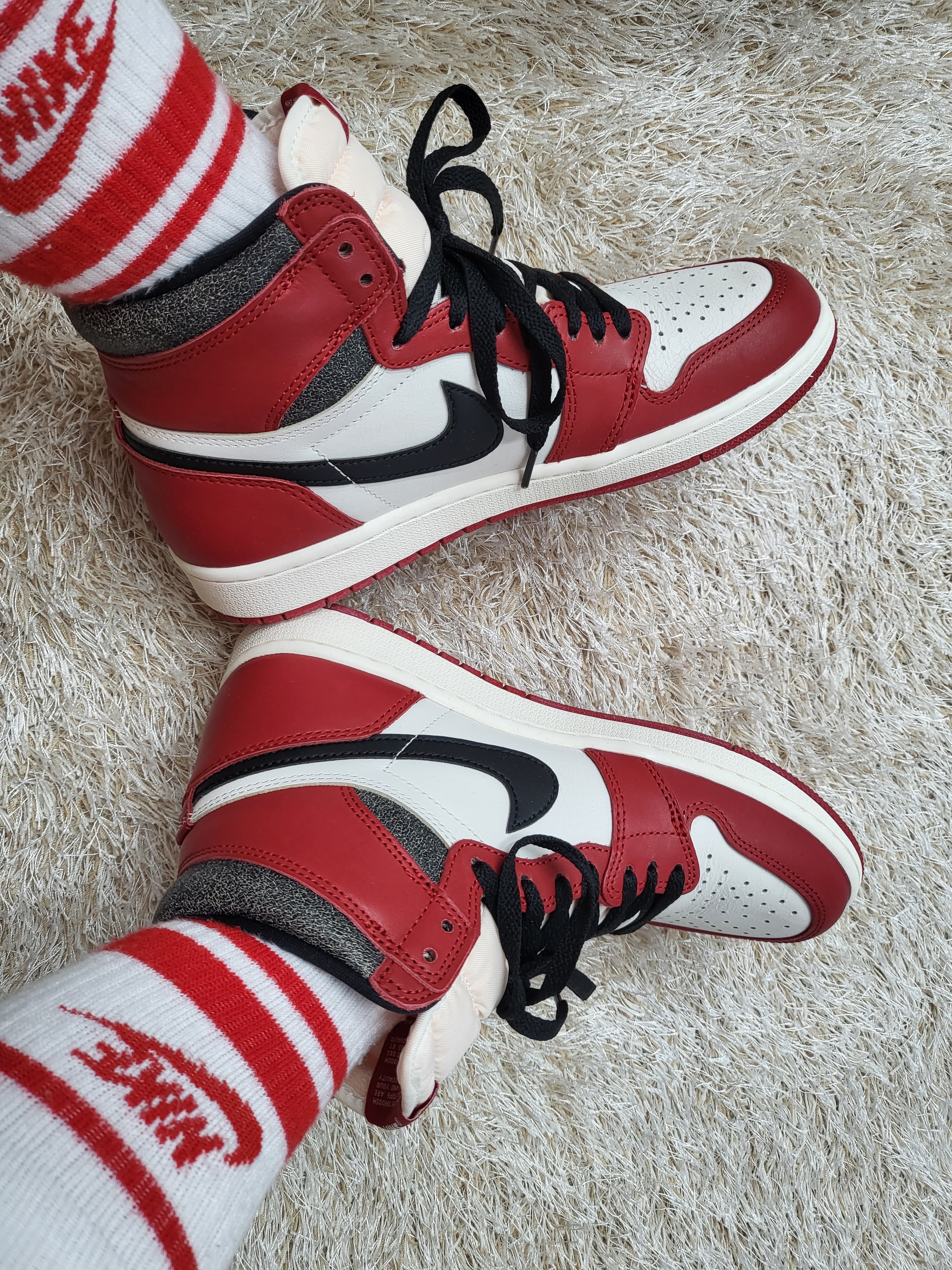 Jordan 1 Retro High OG Chicago 2022 착용 스타일 - 3