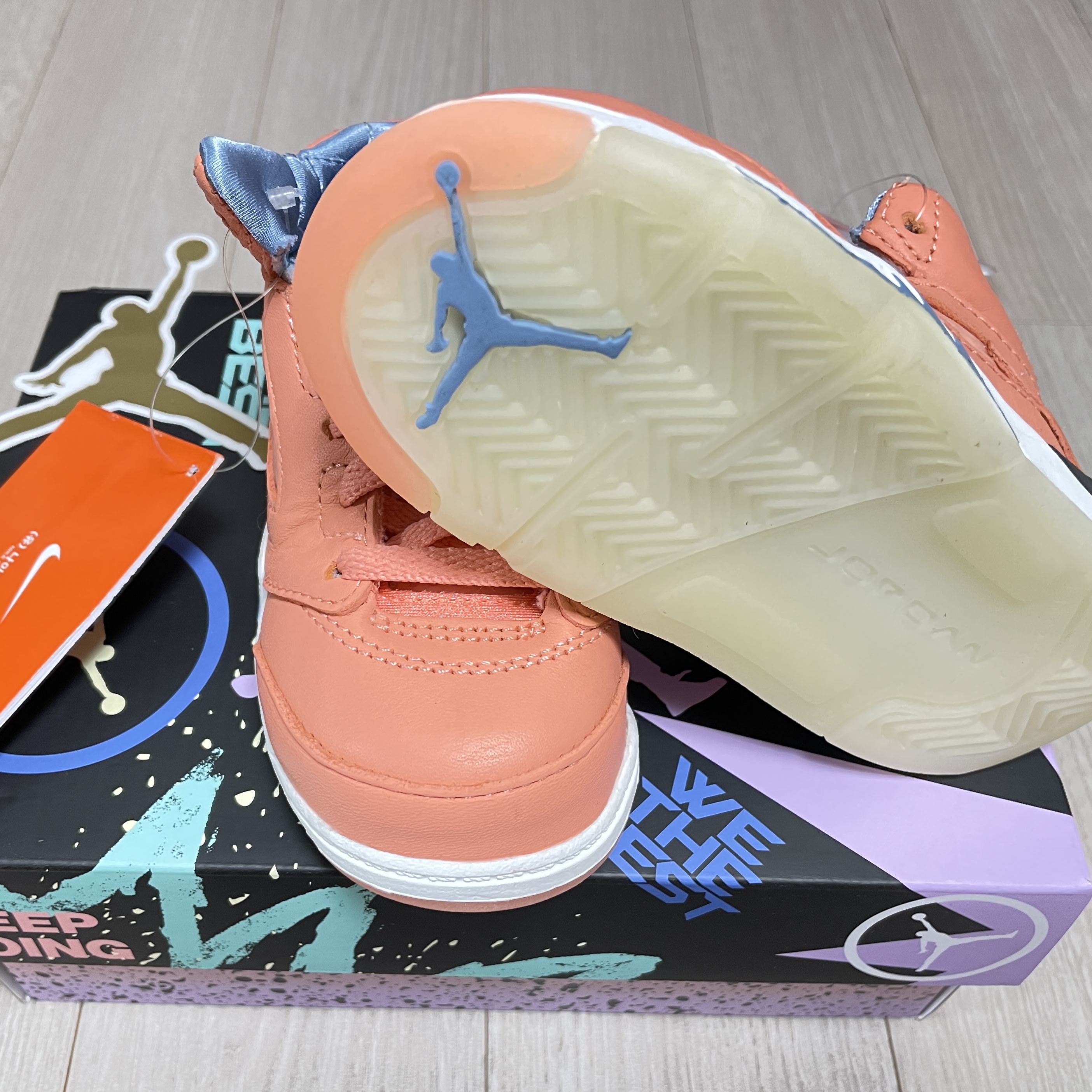 (TD) Jordan 5 x DJ Khaled Retro Crimsson Bliss 착용 스타일 - 2