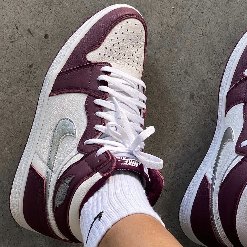 Jordan 1 Retro High OG Bordeaux 착용 스타일
