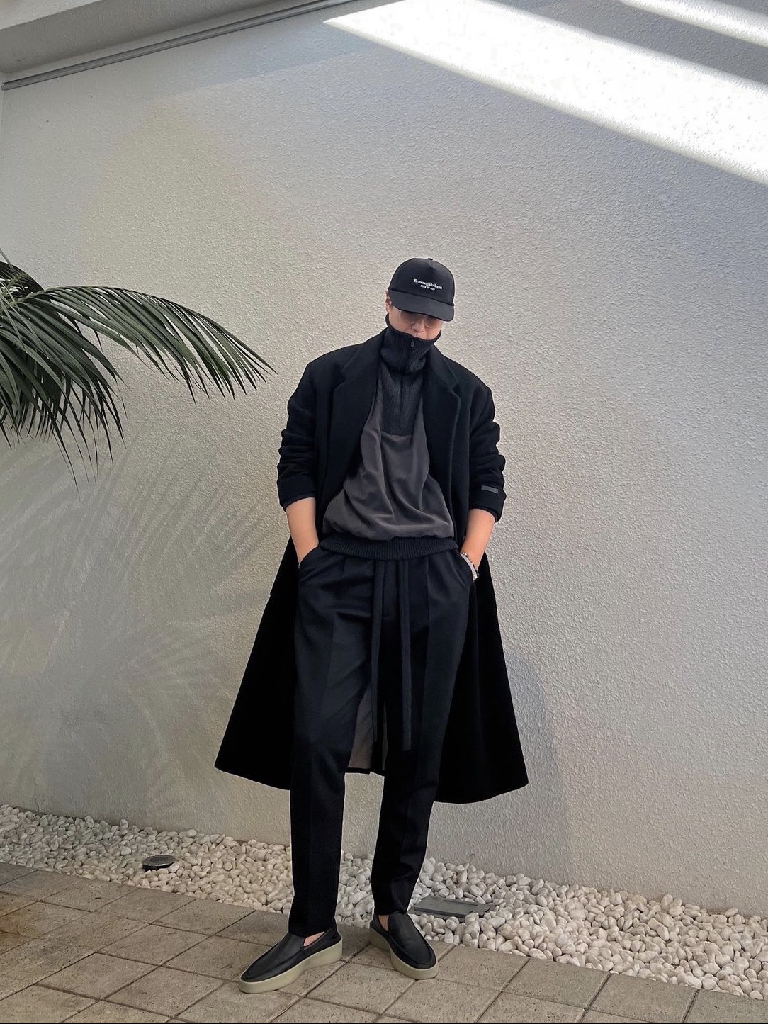 Fear of God x Ermenegildo Zegna Silk Anorak Jacket Dark Grey 착용 스타일