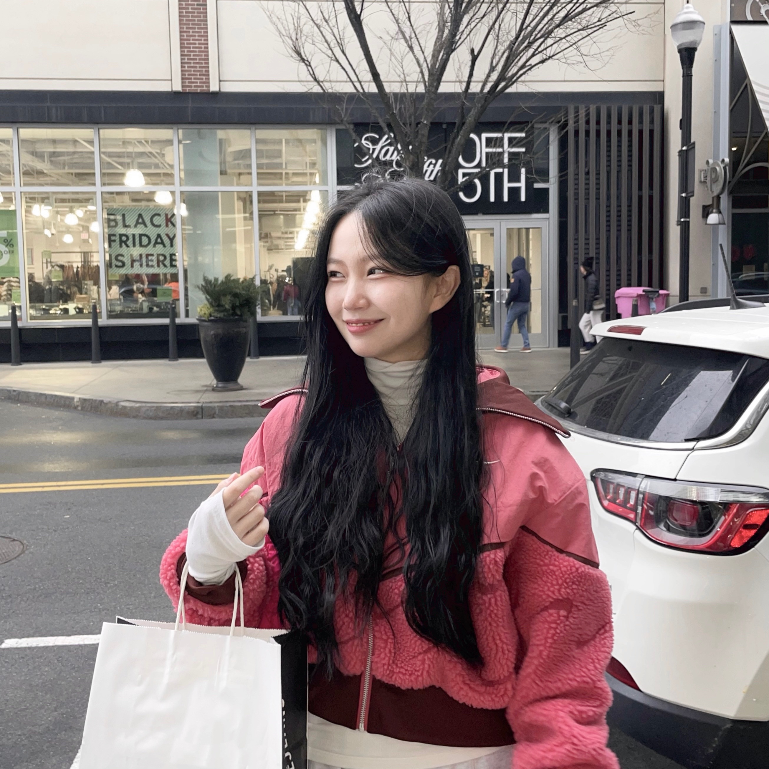 COS Quilted Mini Bag Pink 착용 스타일 - 3