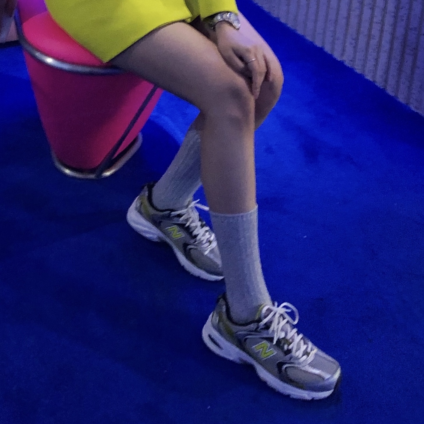 New Balance 530 Silver 착용 스타일 - 2