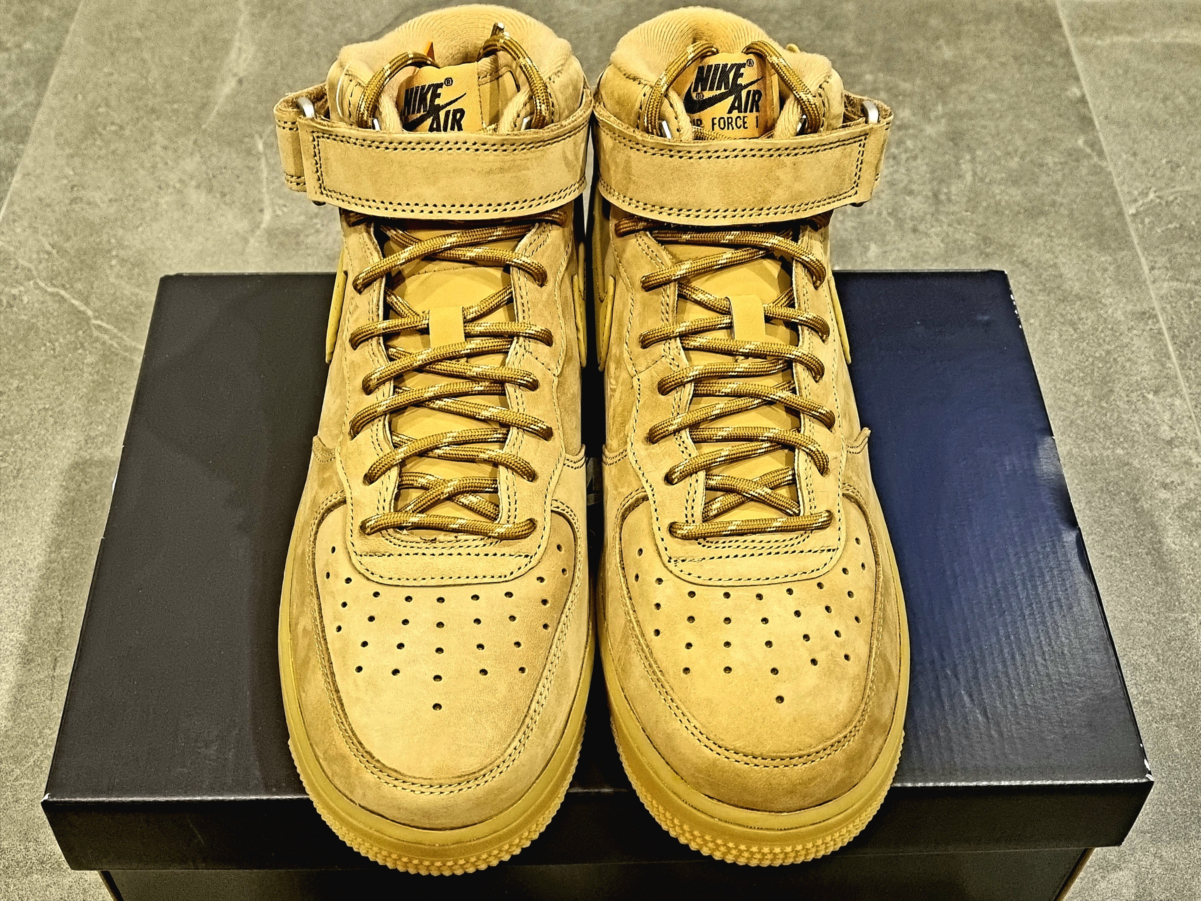 Nike Air Force 1 Mid '07 WB Flax 착용 스타일 - 4