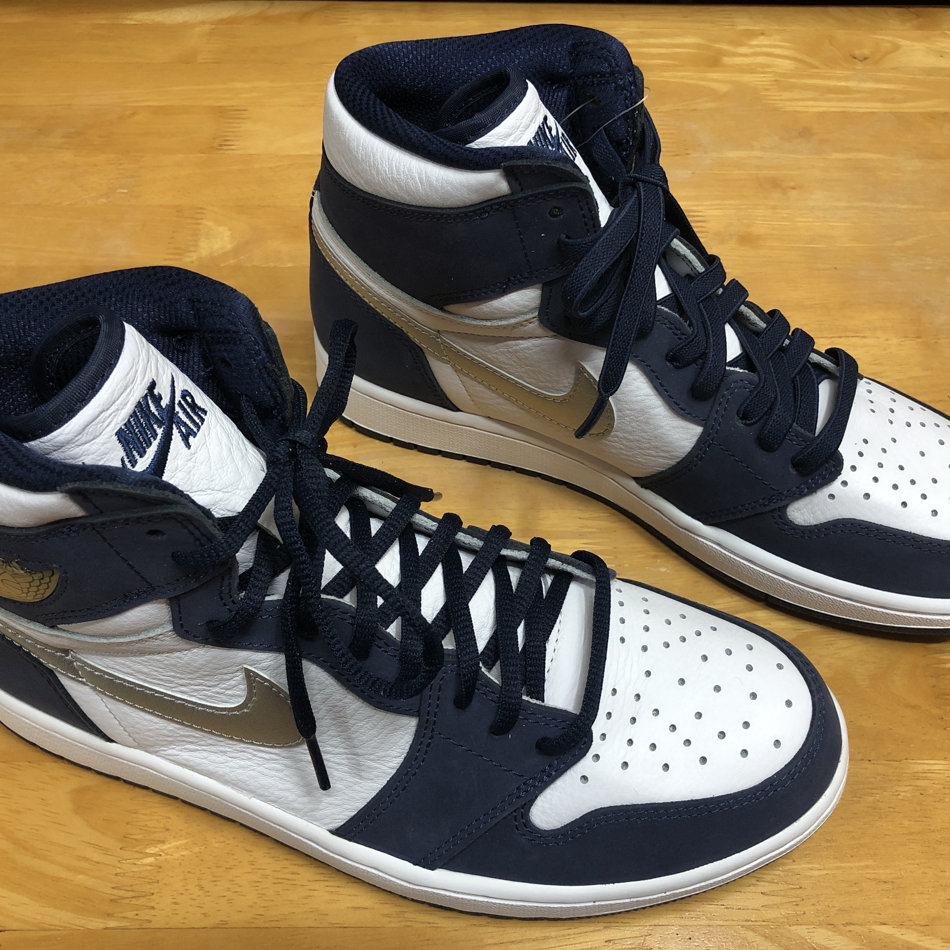 Jordan 1 Retro High OG CO.JP Midnight Navy 착용 스타일 - 3