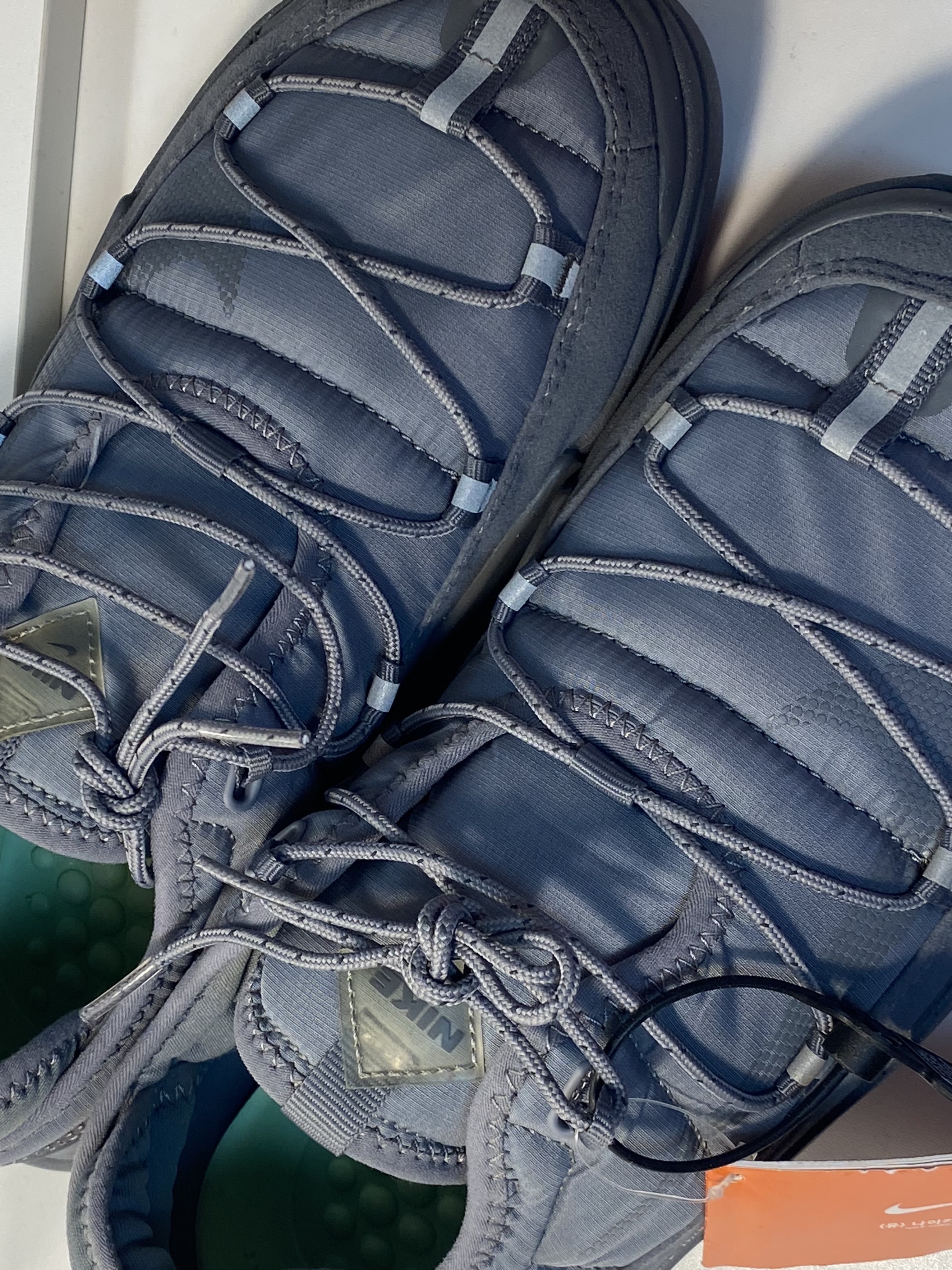 Nike Offline Pack Cool Grey 착용 스타일