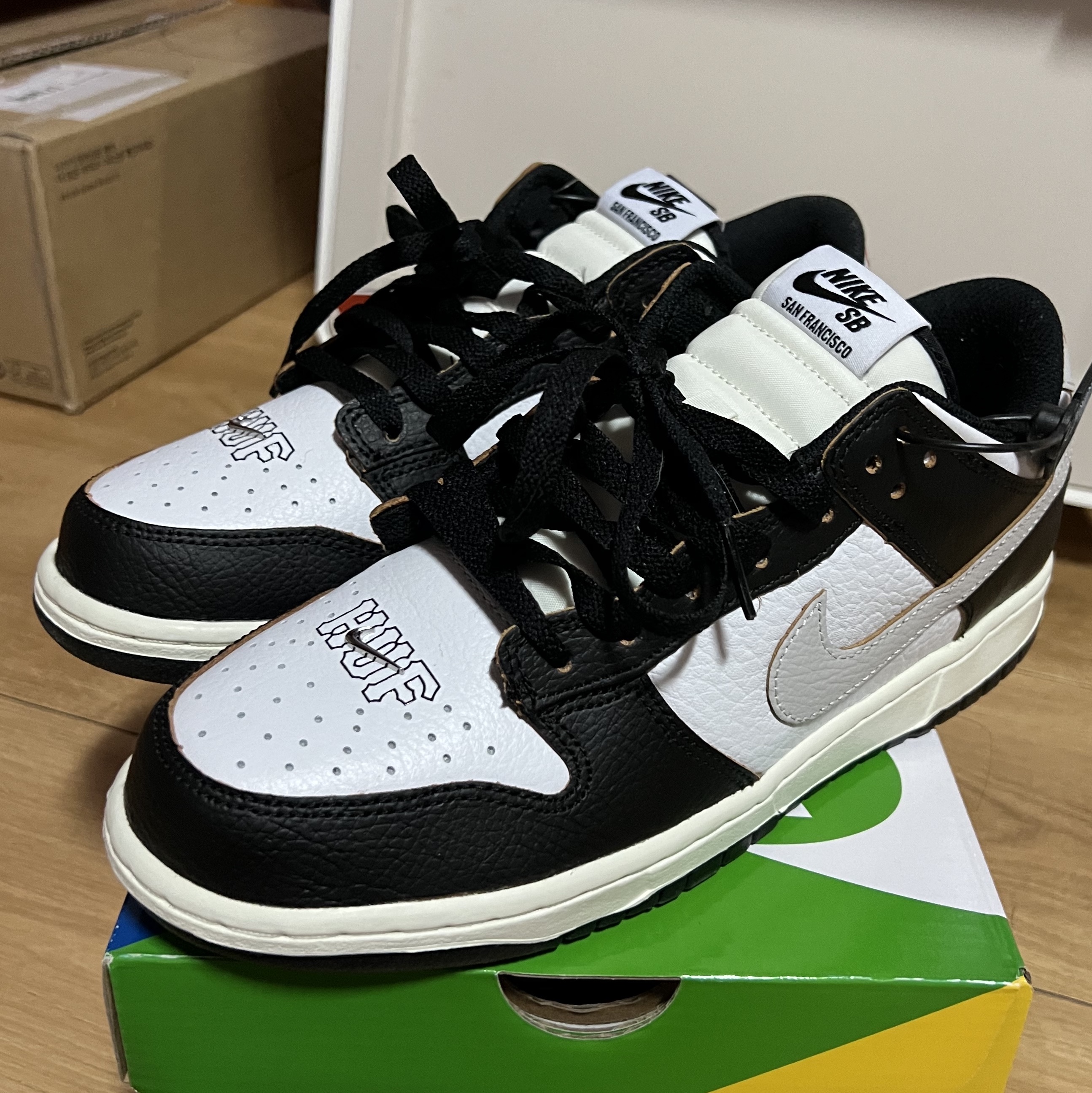 Nike x HUF SB Dunk Low San Francisco 착용 스타일 - 3