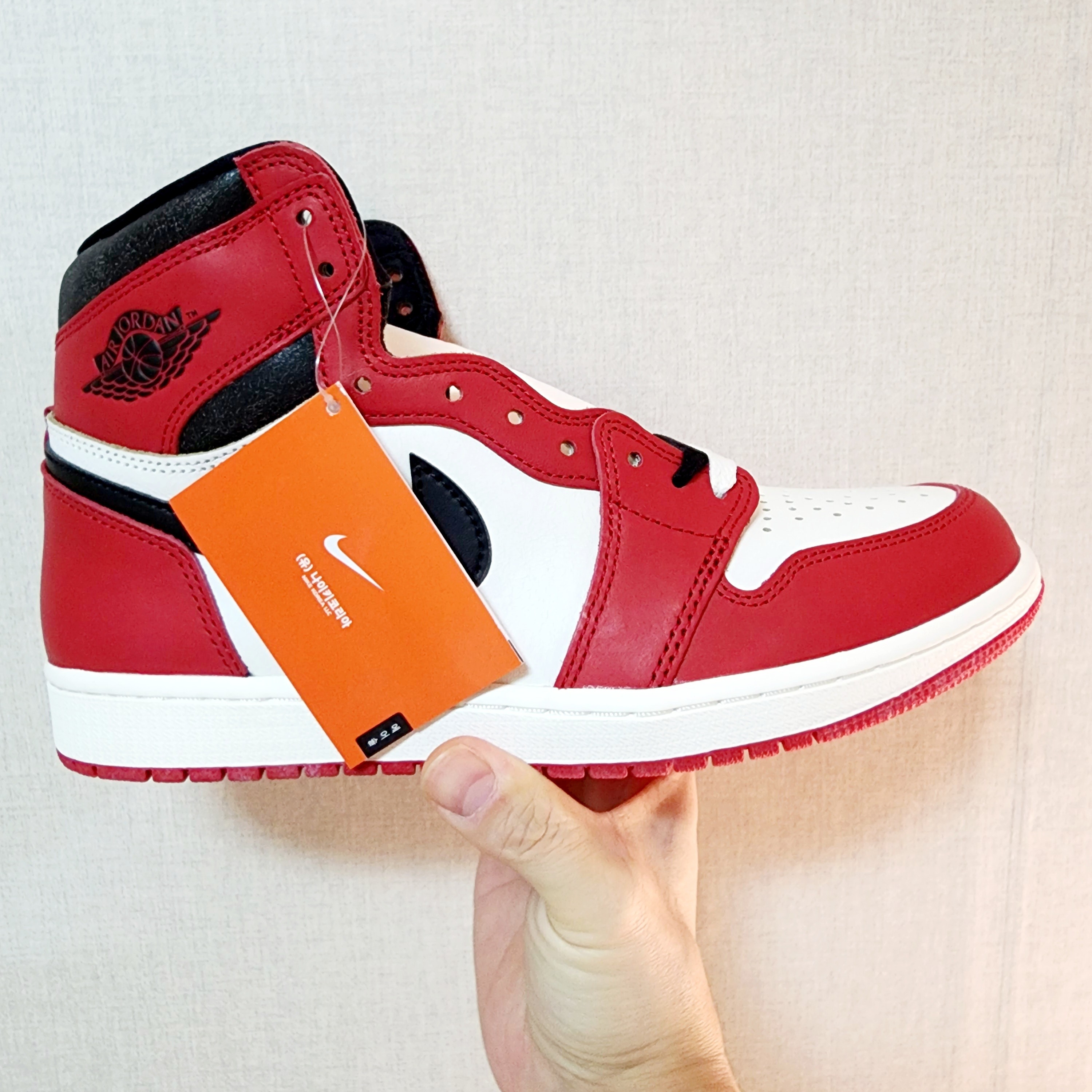 Jordan 1 Retro High OG Chicago 2022 착용 스타일 - 1