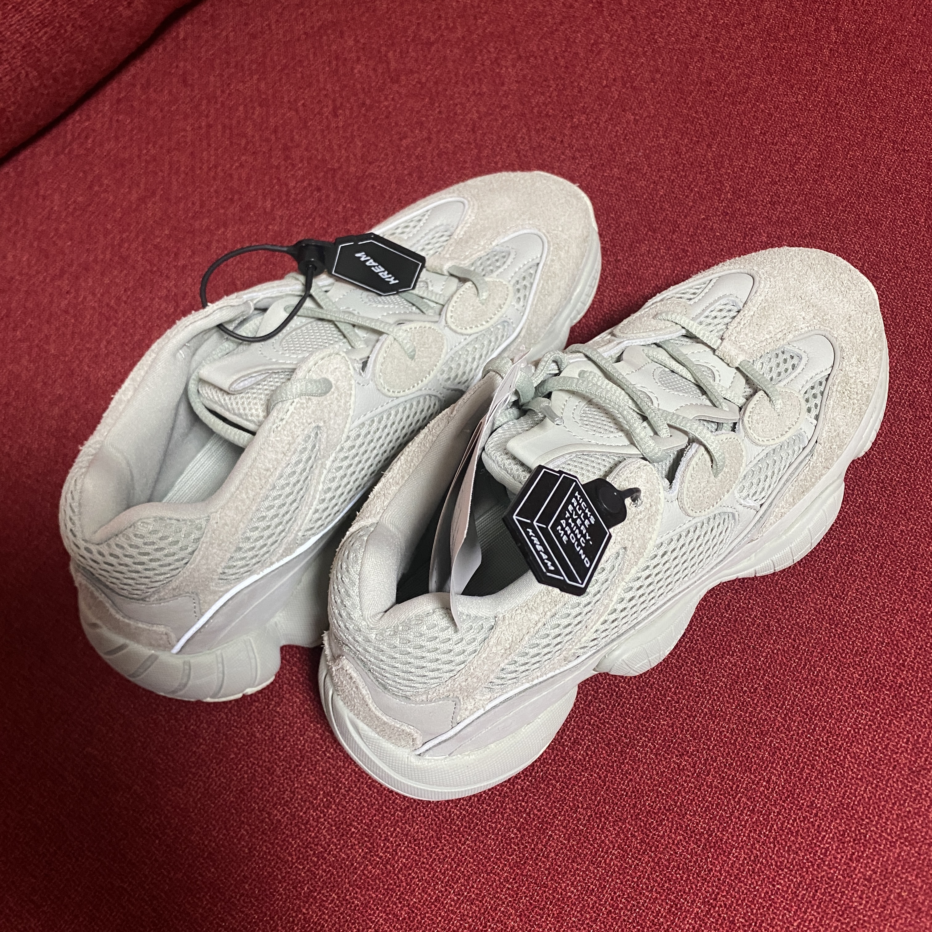Adidas Yeezy 500 Salt 착용 스타일 - 3