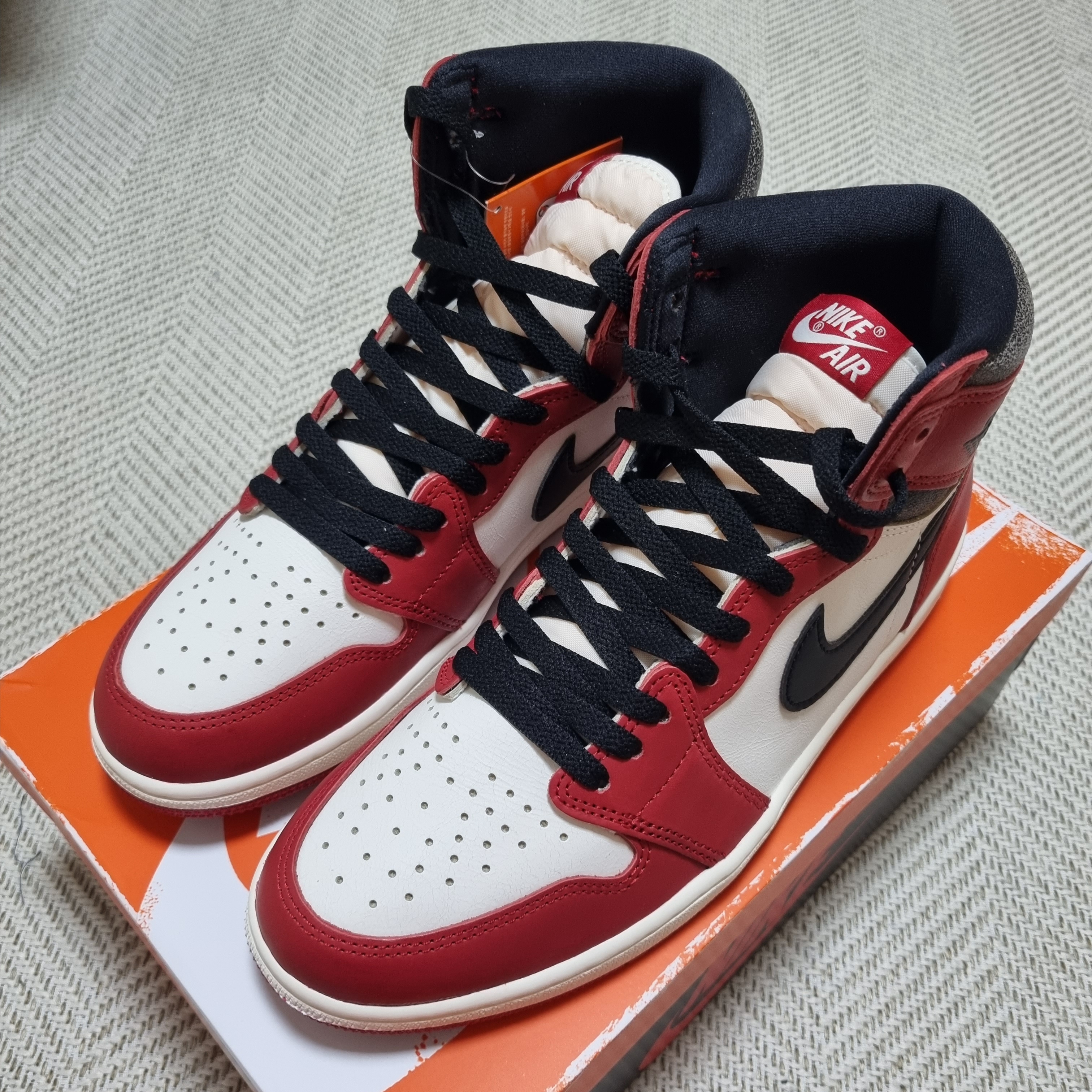 Jordan 1 Retro High OG Chicago 2022 착용 스타일 - 5