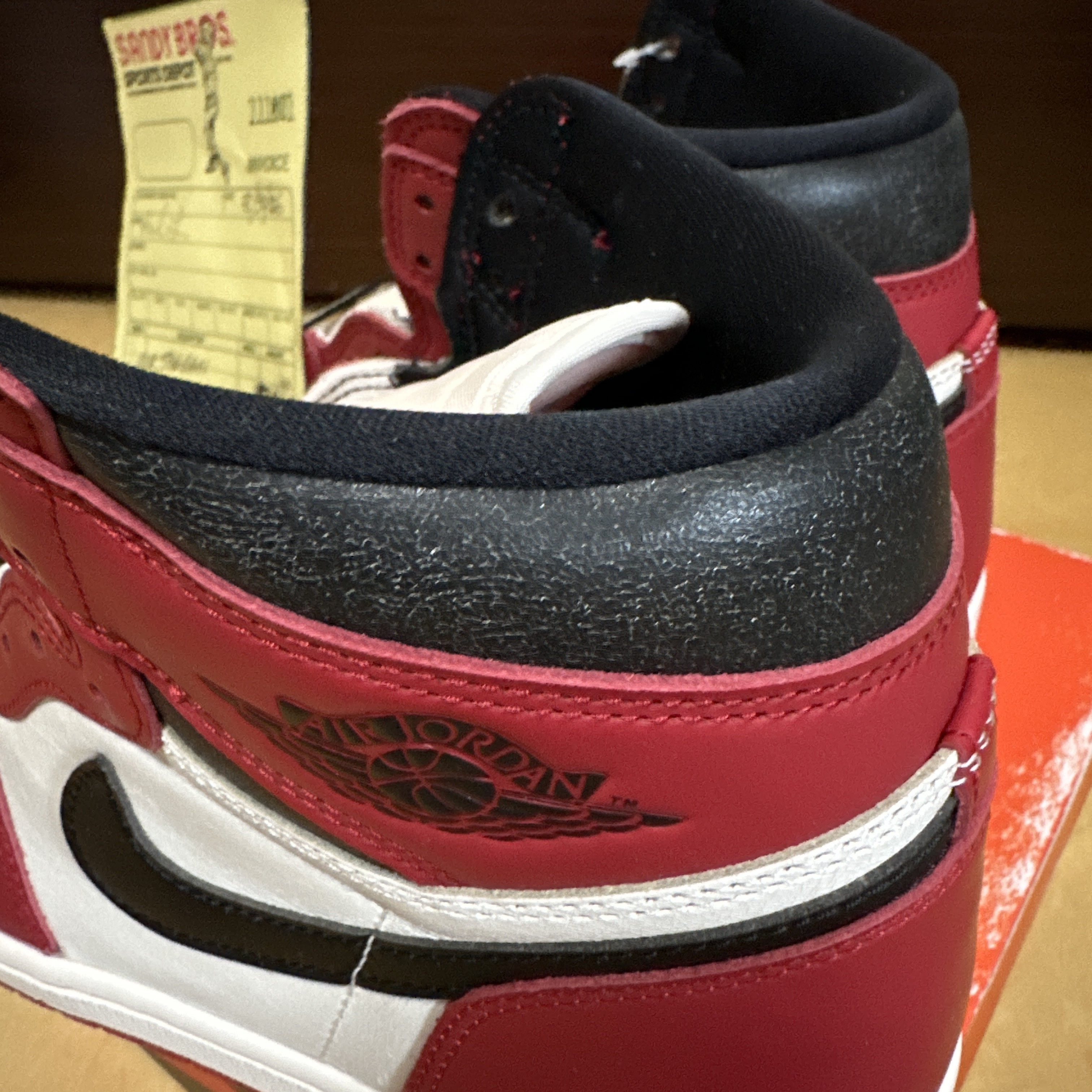 Jordan 1 Retro High OG Chicago 2022 착용 스타일 - 4