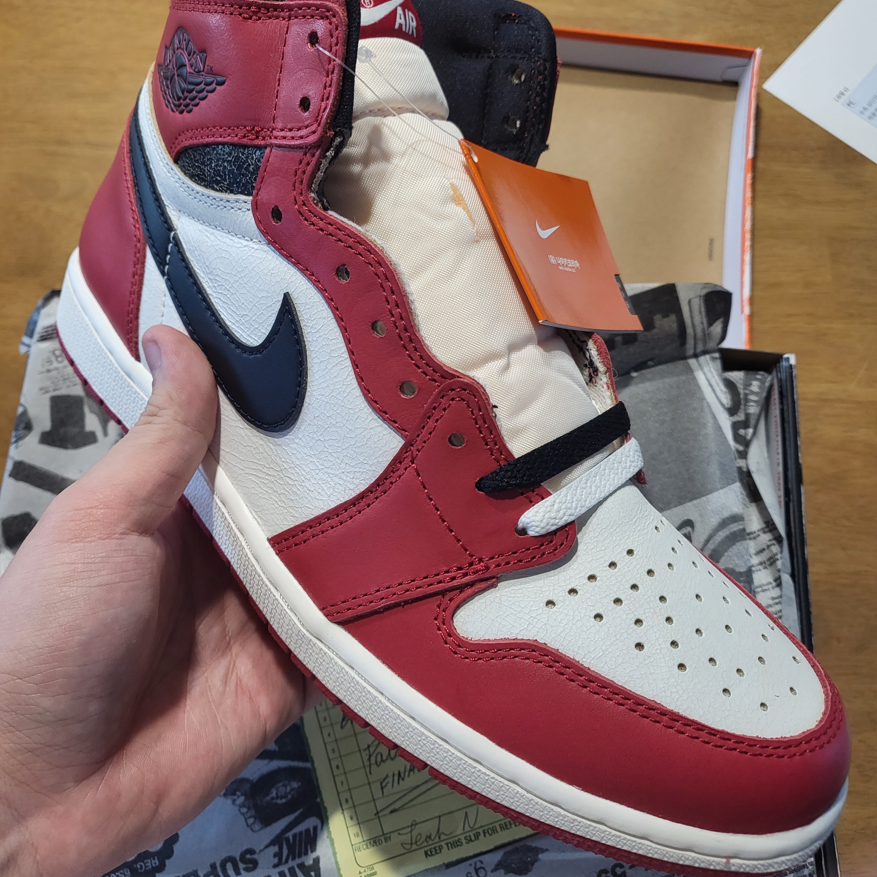 Jordan 1 Retro High OG Chicago 2022 착용 스타일 - 3