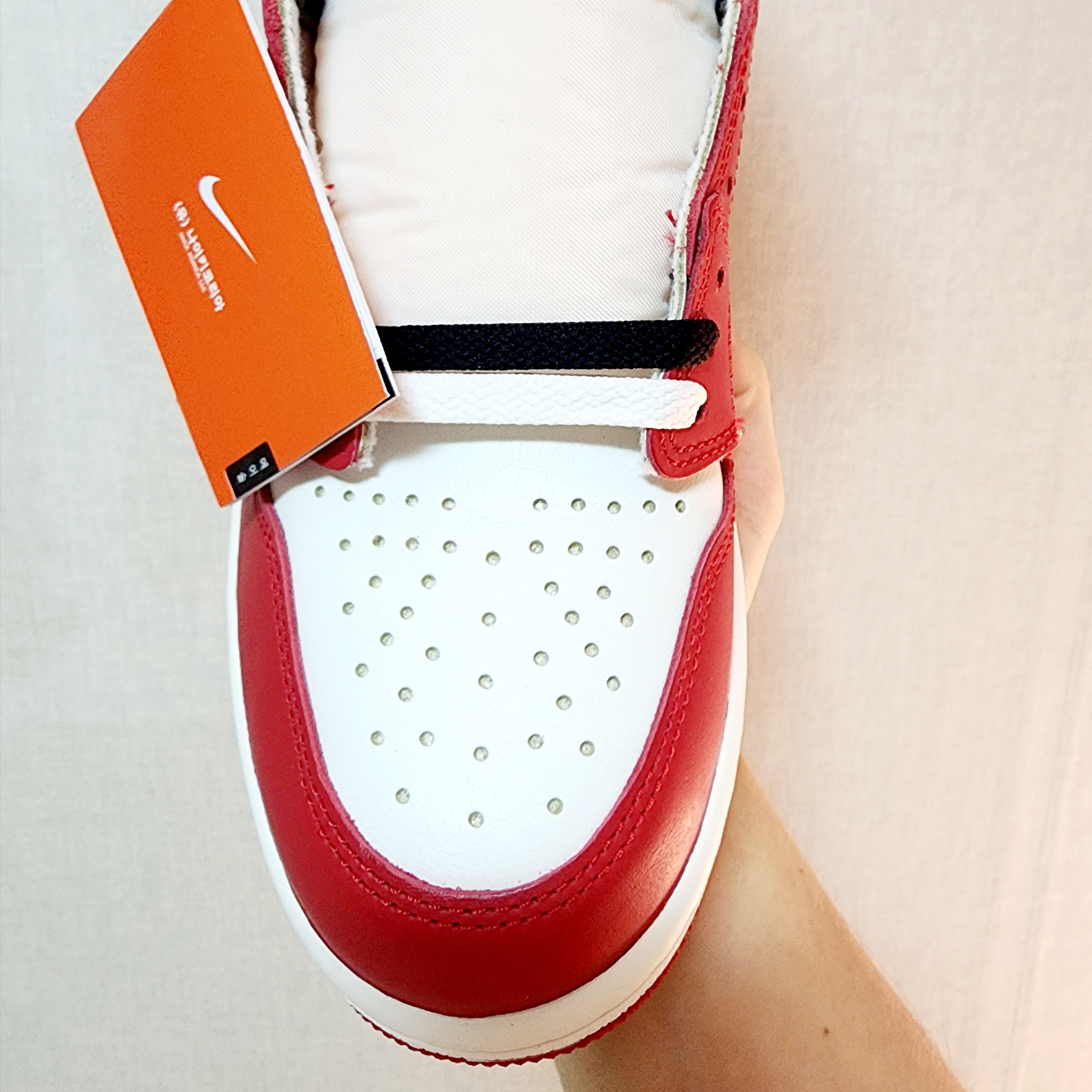Jordan 1 Retro High OG Chicago 2022 착용 스타일 - 4