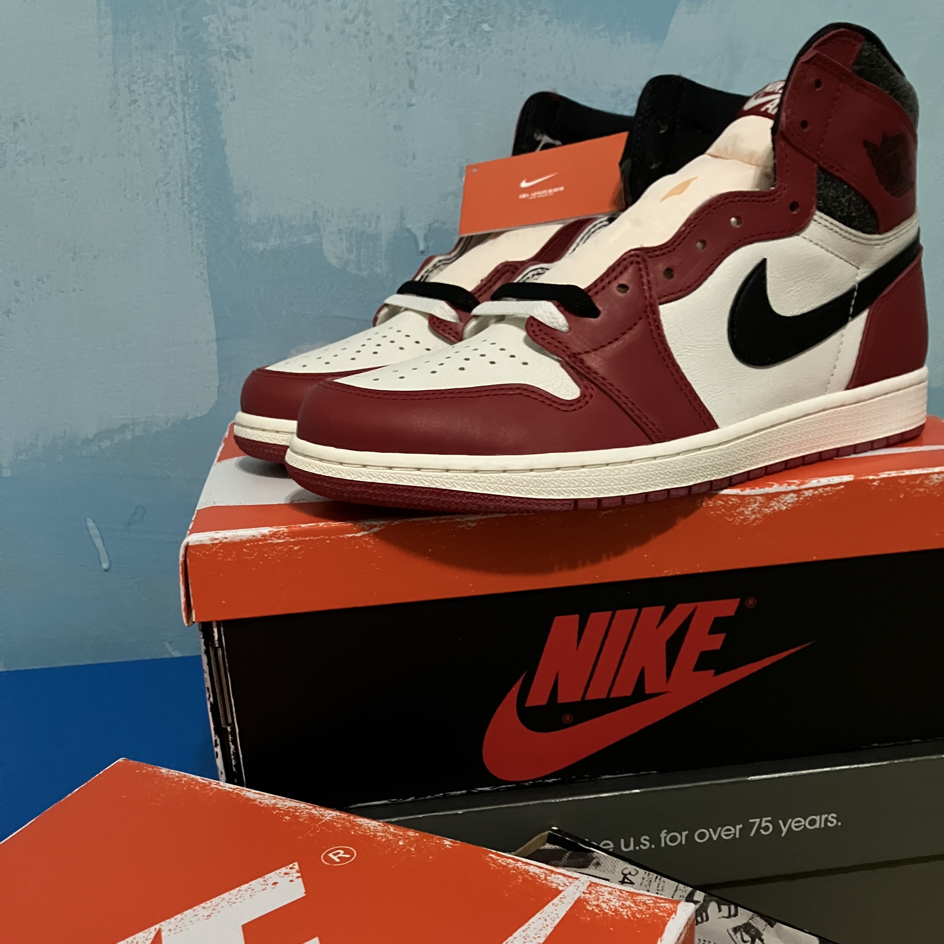 New Balance 992 Made in USA Grey - D Standard, Jordan 1 Retro High OG Chicago 2022 착용 스타일