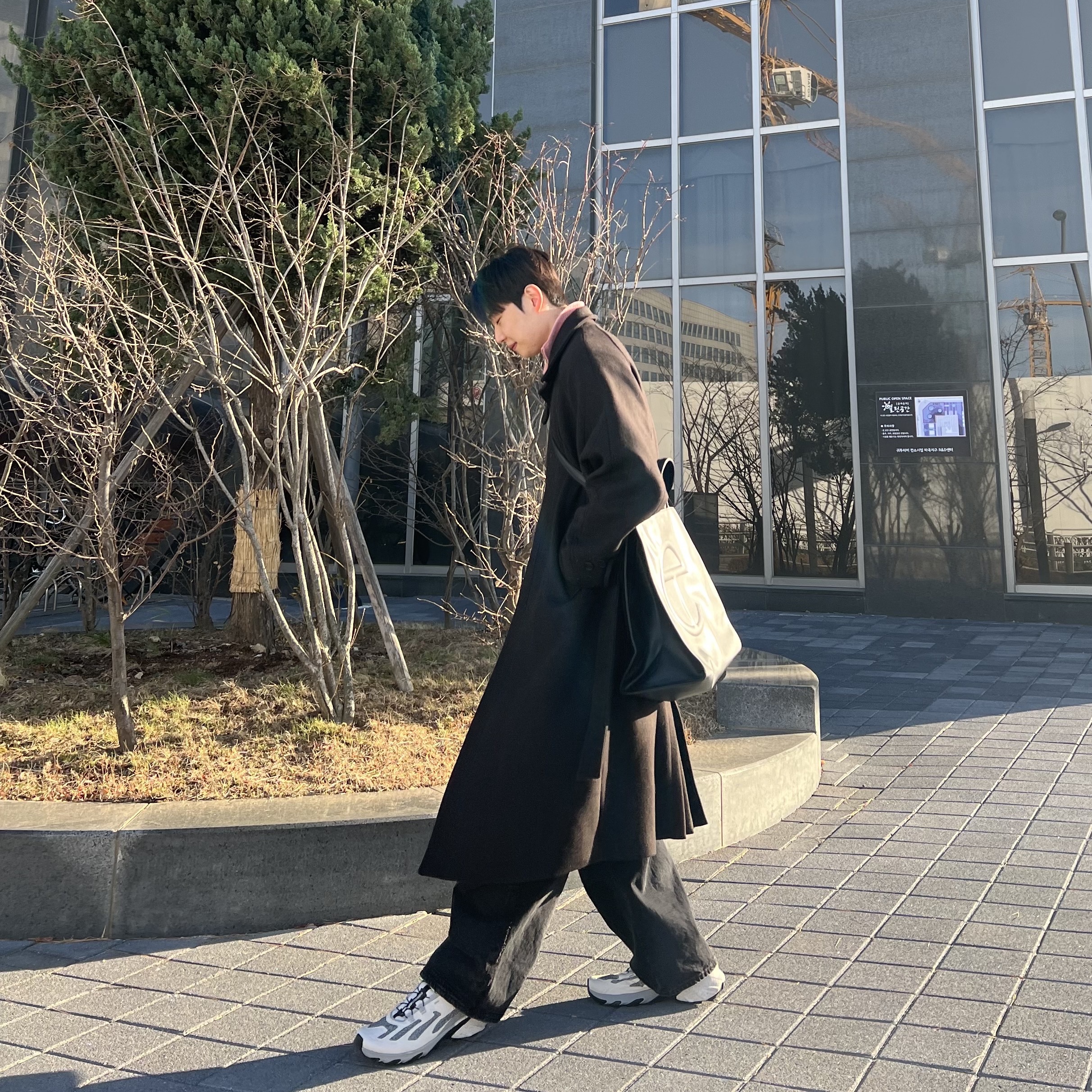 Telfar Large Shopping Bag Black, Salomon Speedverse PRG Black Nimbus Cloud Alloy 착용 스타일 - 2