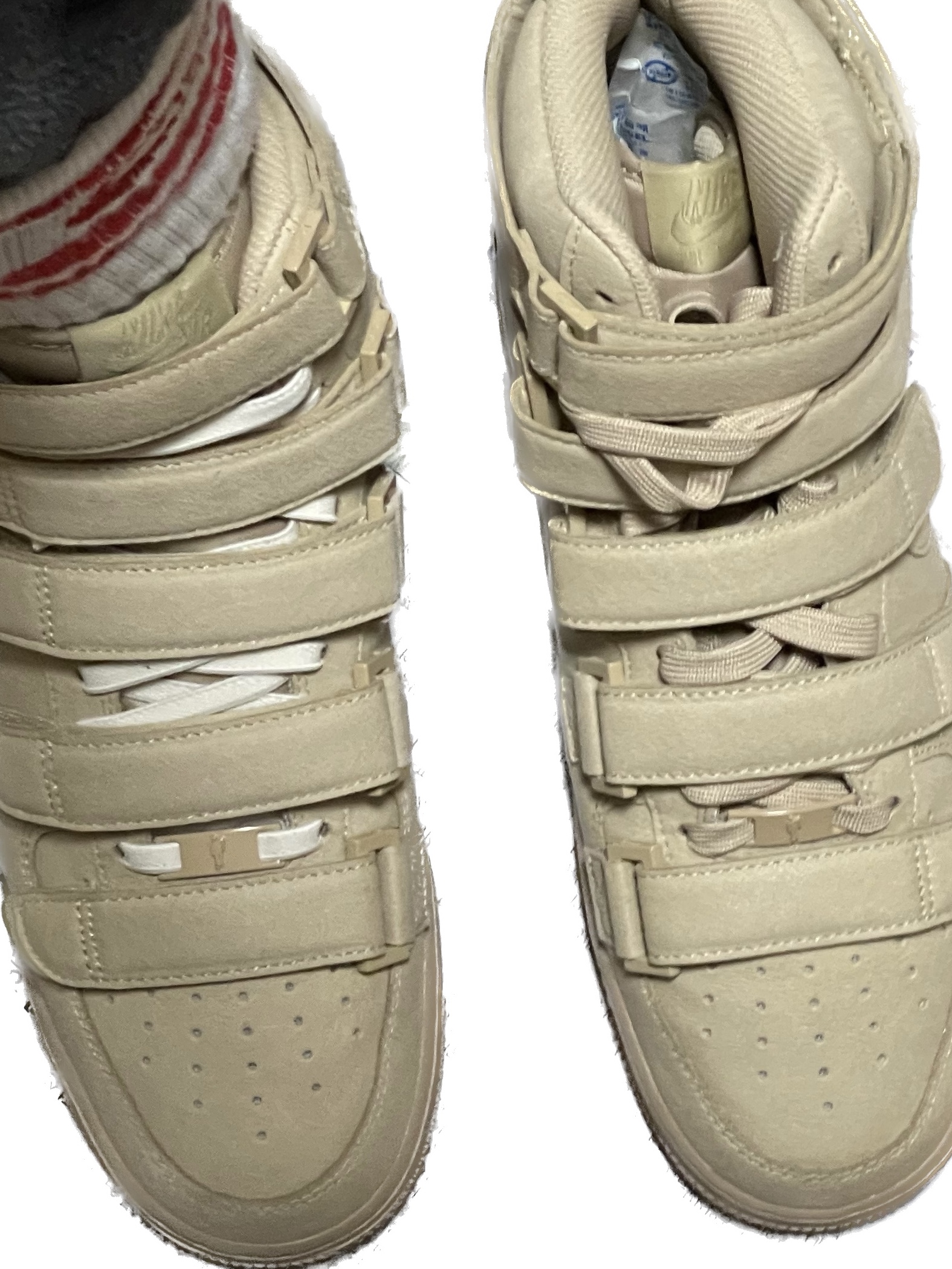 Nike x Billie Eilish Air Force 1 High '07 SP Mushroom 착용 스타일 - 1
