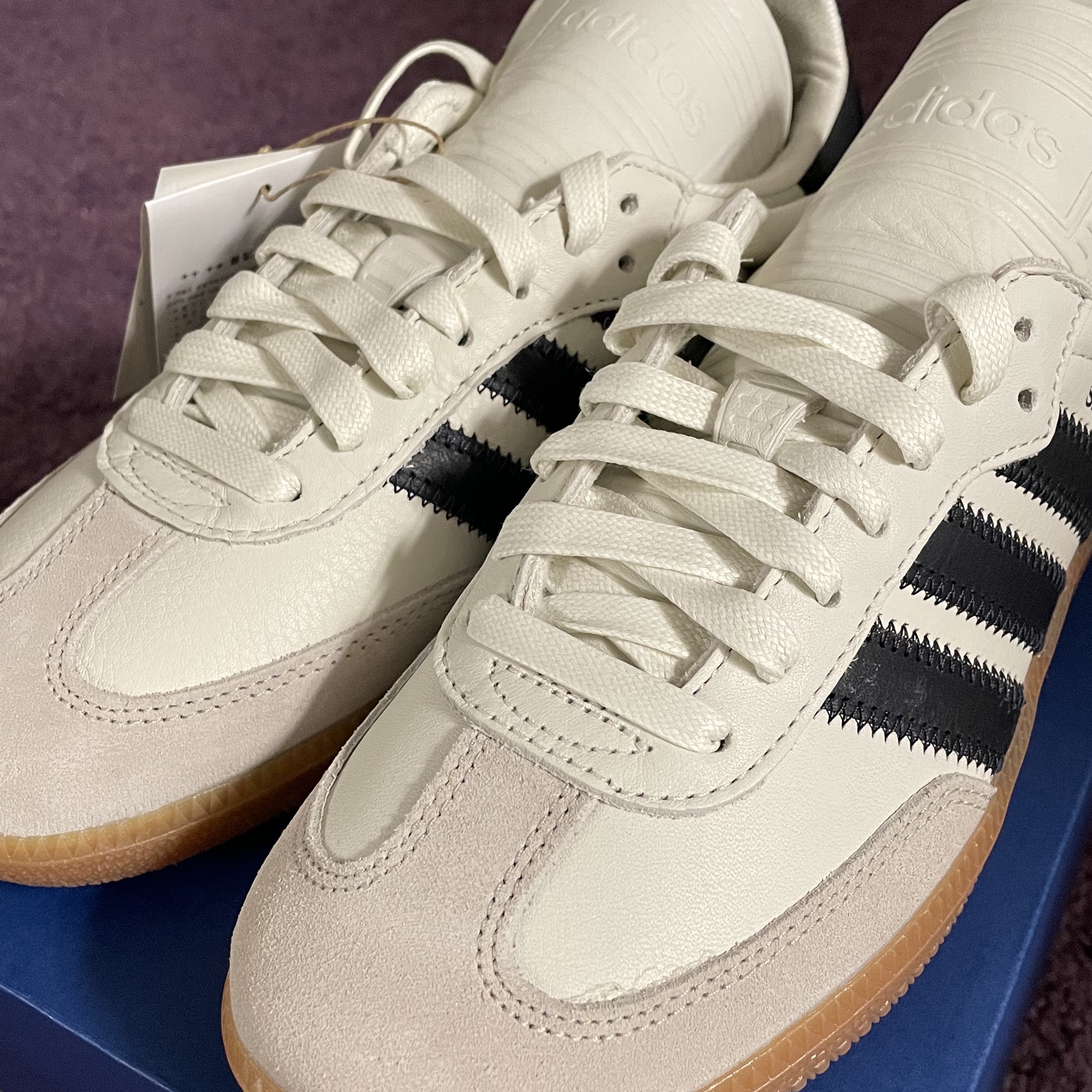 Adidas x Pharrell Williams Humanrace Samba Cloud White Night Grey 착용 스타일 - 4