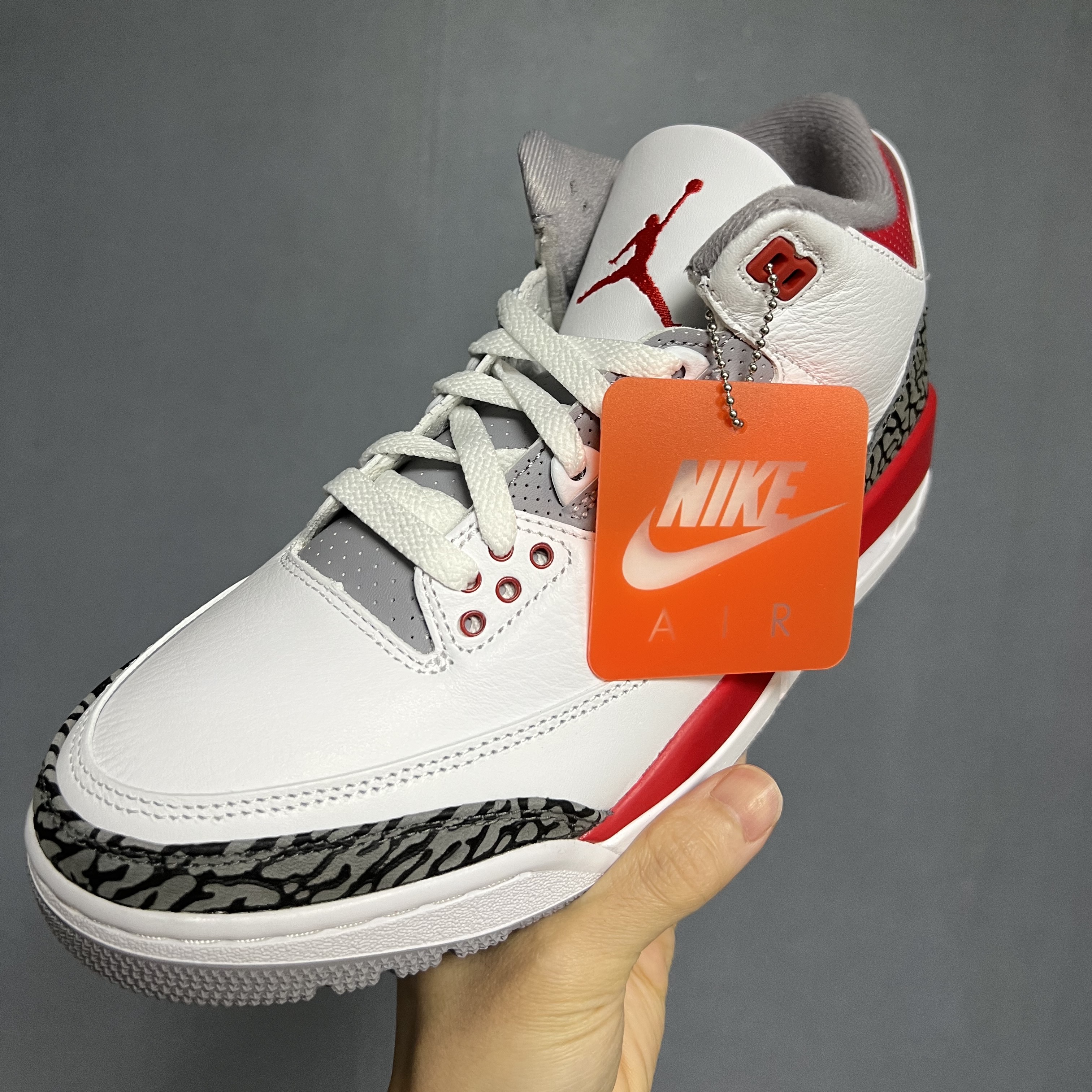 Jordan 3 Retro Fire Red 2022 착용 스타일 - 1