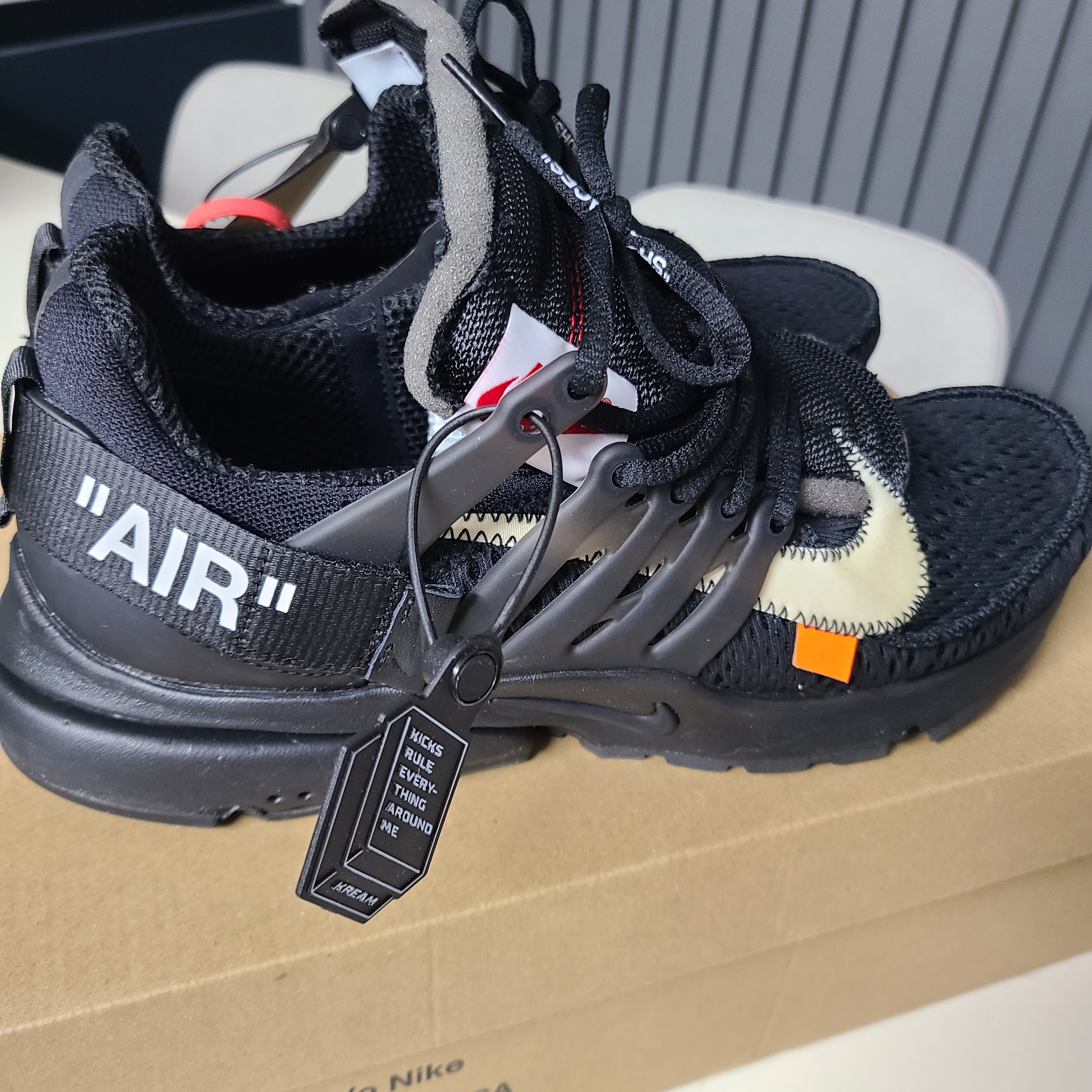 Nike x Off-White Air Presto Black 착용 스타일