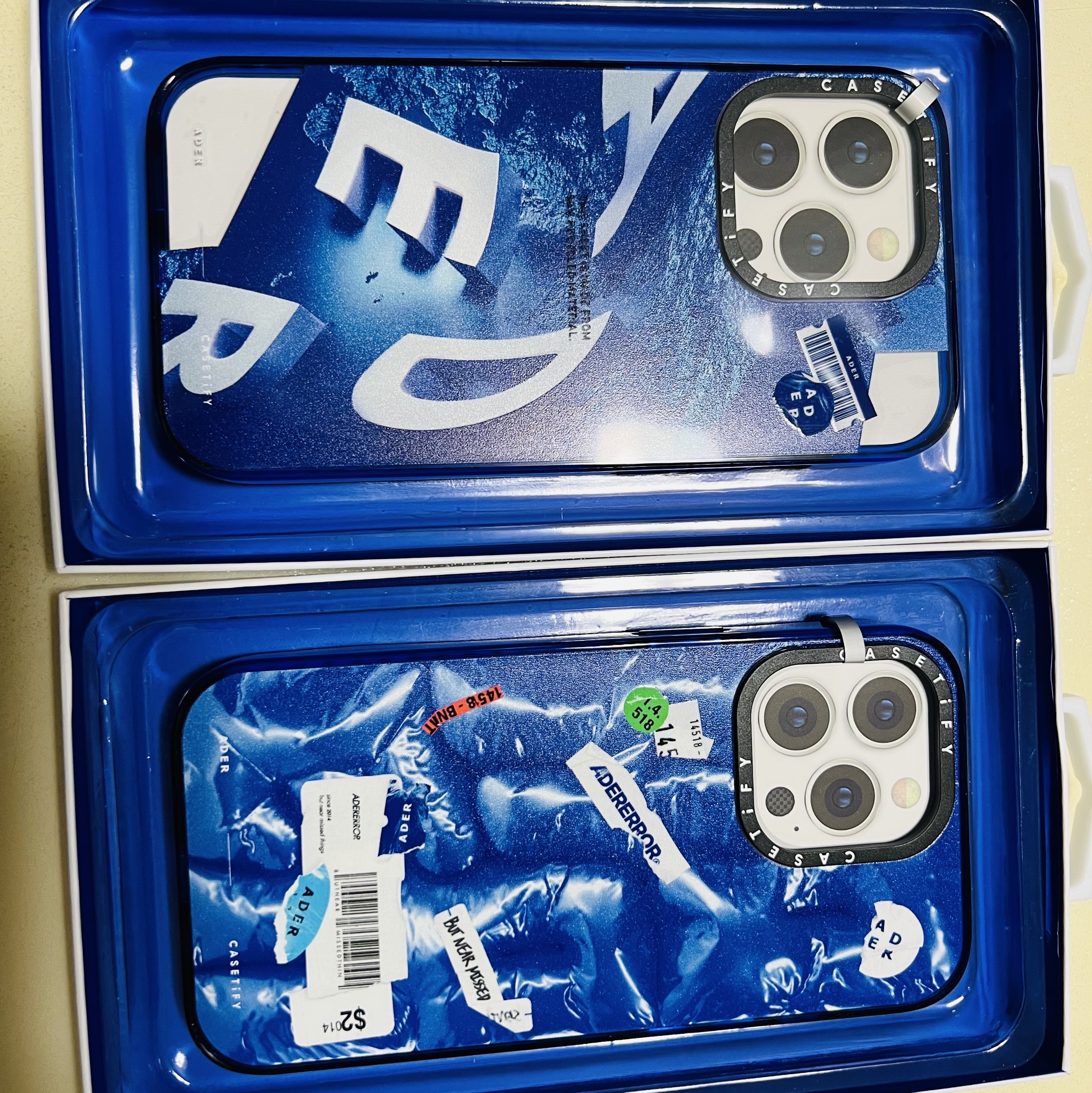 Casetify x Ader Error iPhone Tetris Magsafe Case Blue, Casetify x Ader Error iPhone Tube Magsafe Case Blue 착용 스타일
