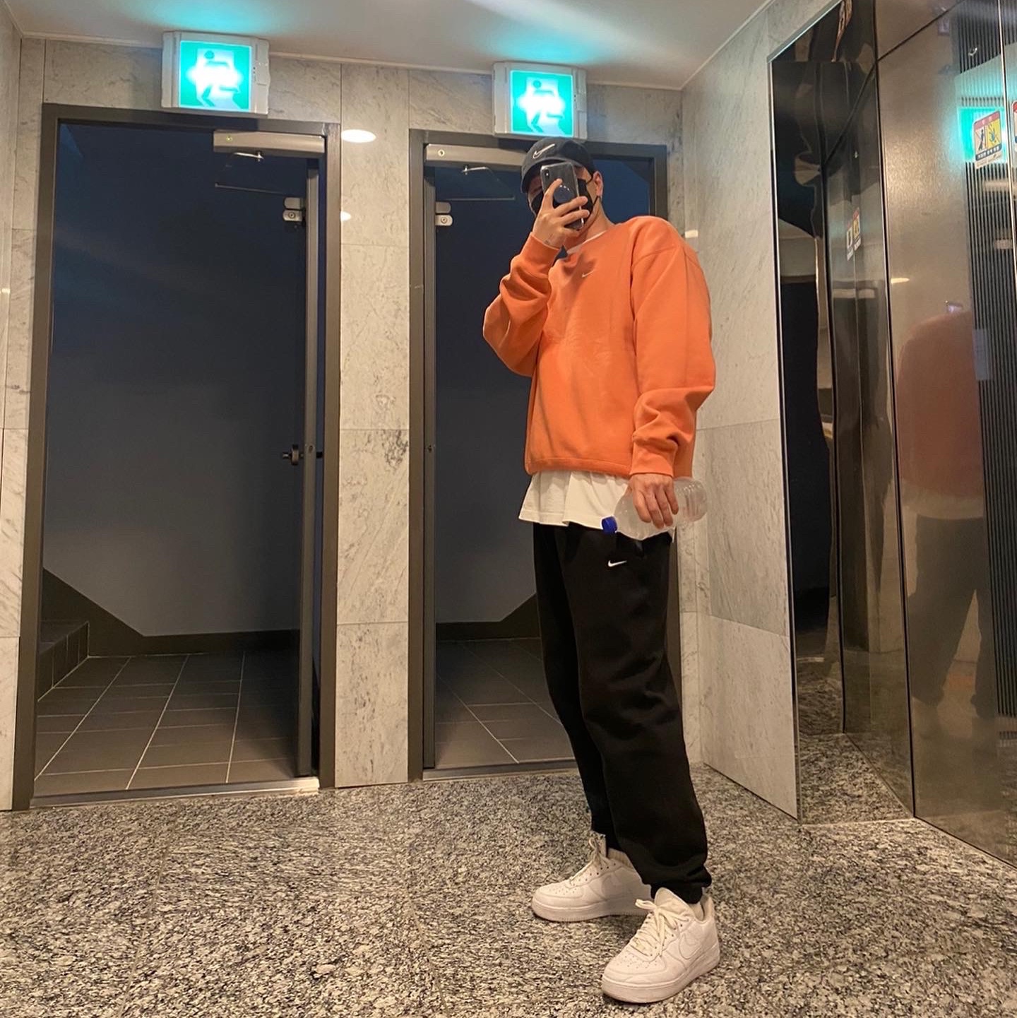 Nike NRG Solo Swoosh Fleece Pants Black - US/EU, Nike M NRG Crew Fleece Healing Orange 착용 스타일