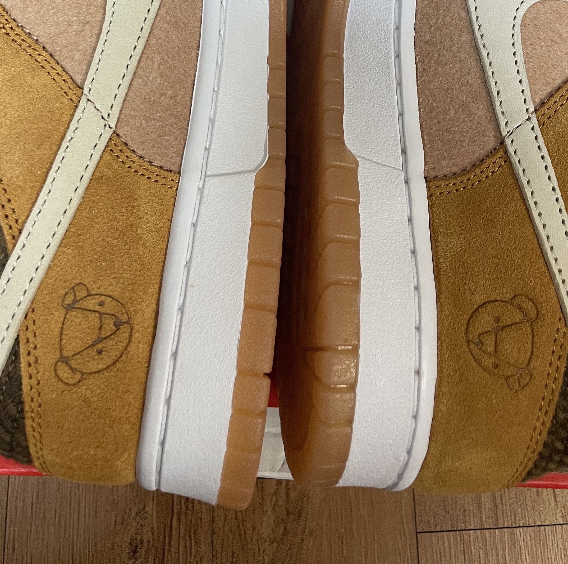 Nike Dunk Low SE Praline Desert Ochre 착용 스타일 - 3