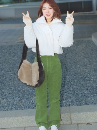 get shopping with me🛍️님의 스타일 - 1