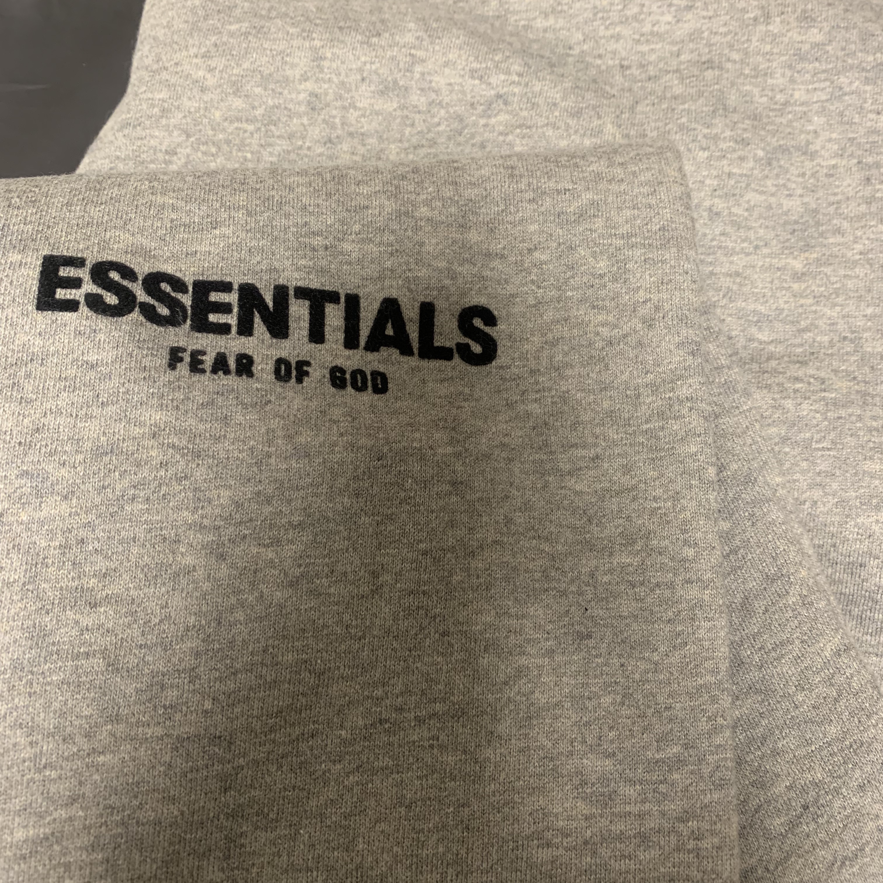 Essentials The Core Collection Sweatpants Dark Oatmeal 착용 스타일