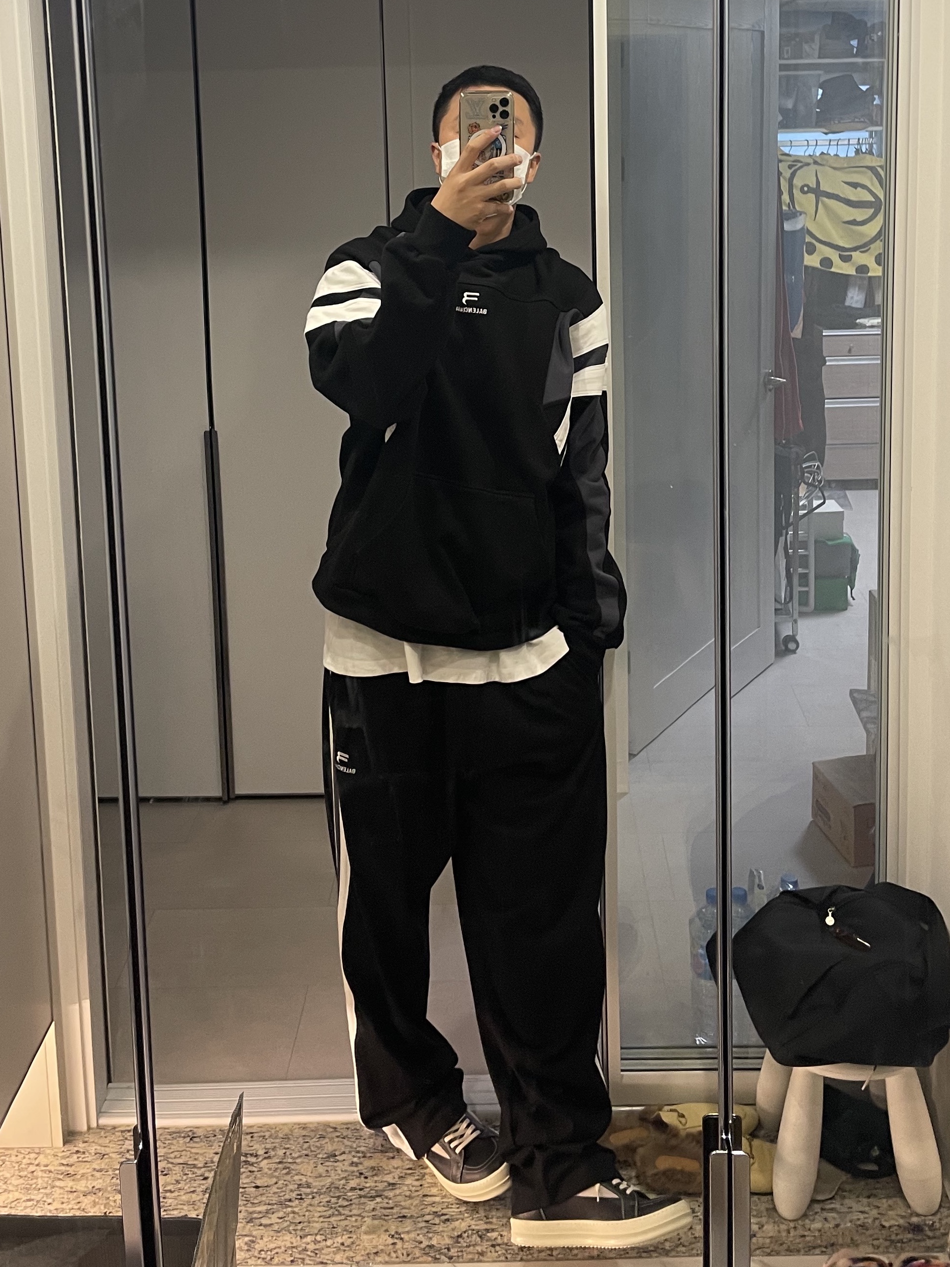 Rick Owens Vintage Sneakers Black 착용 스타일