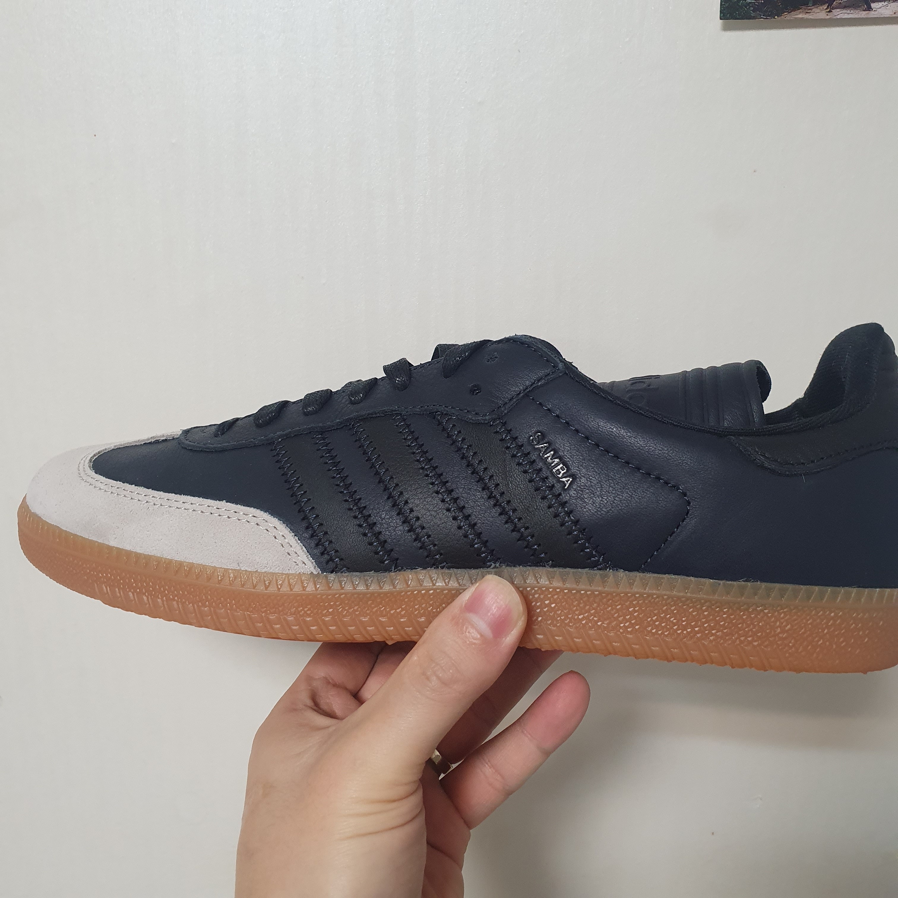 Adidas x Pharrell Williams Humanrace Samba Night Grey Core Black 착용 스타일 - 3