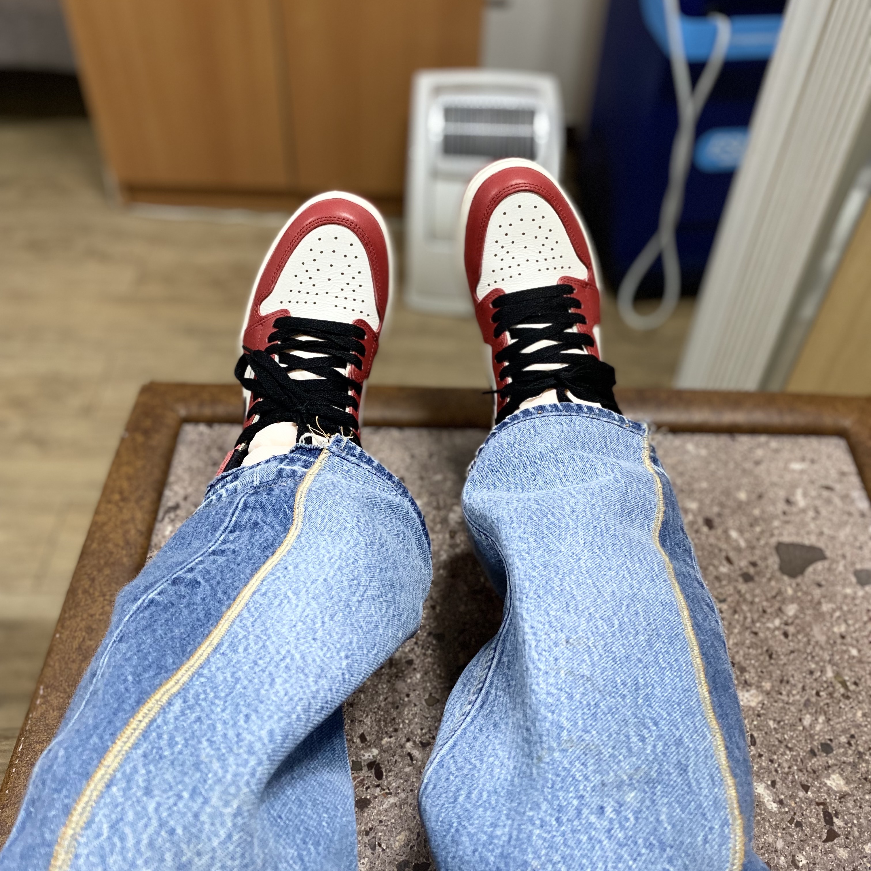 Jordan 1 Retro High OG Chicago 2022 착용 스타일 - 4