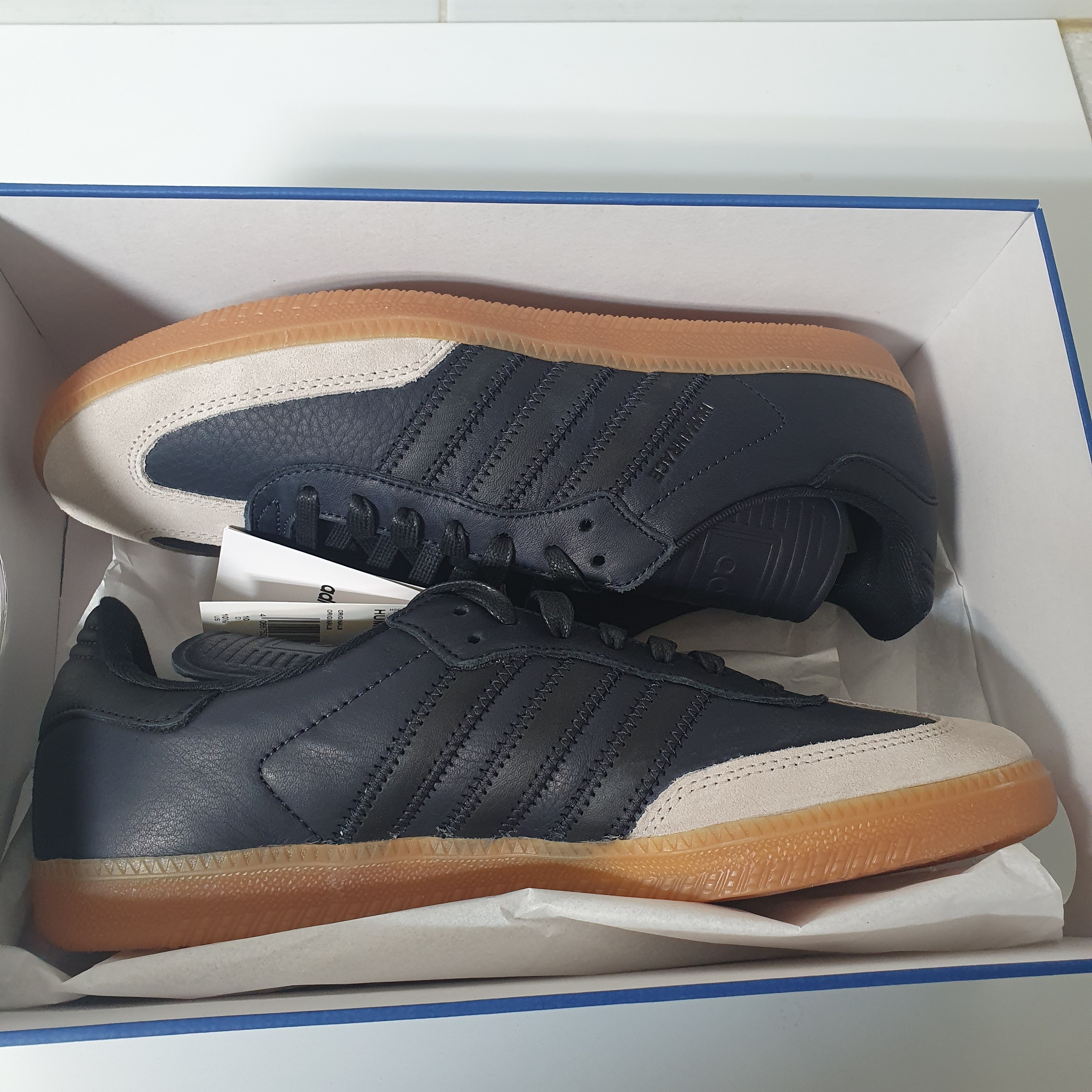Adidas x Pharrell Williams Humanrace Samba Night Grey Core Black 착용 스타일 - 5