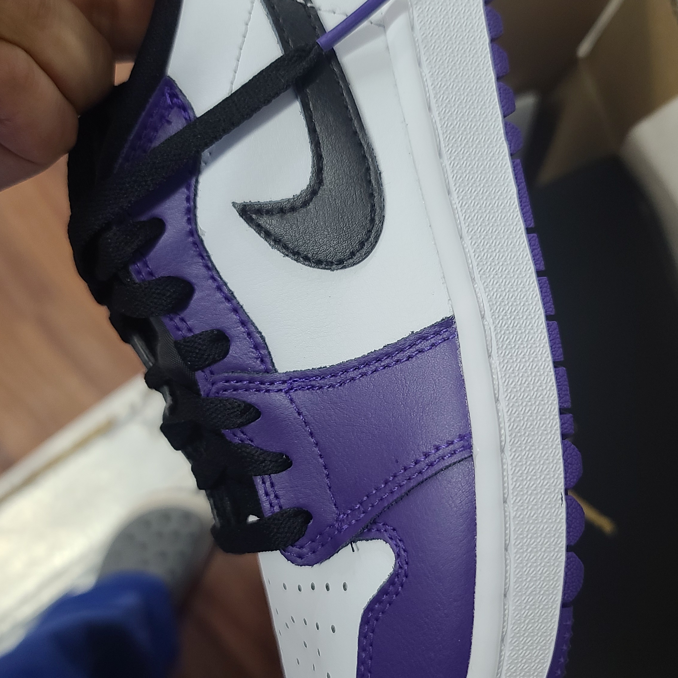 Jordan 1 Low Golf Court Purple 착용 스타일 - 5