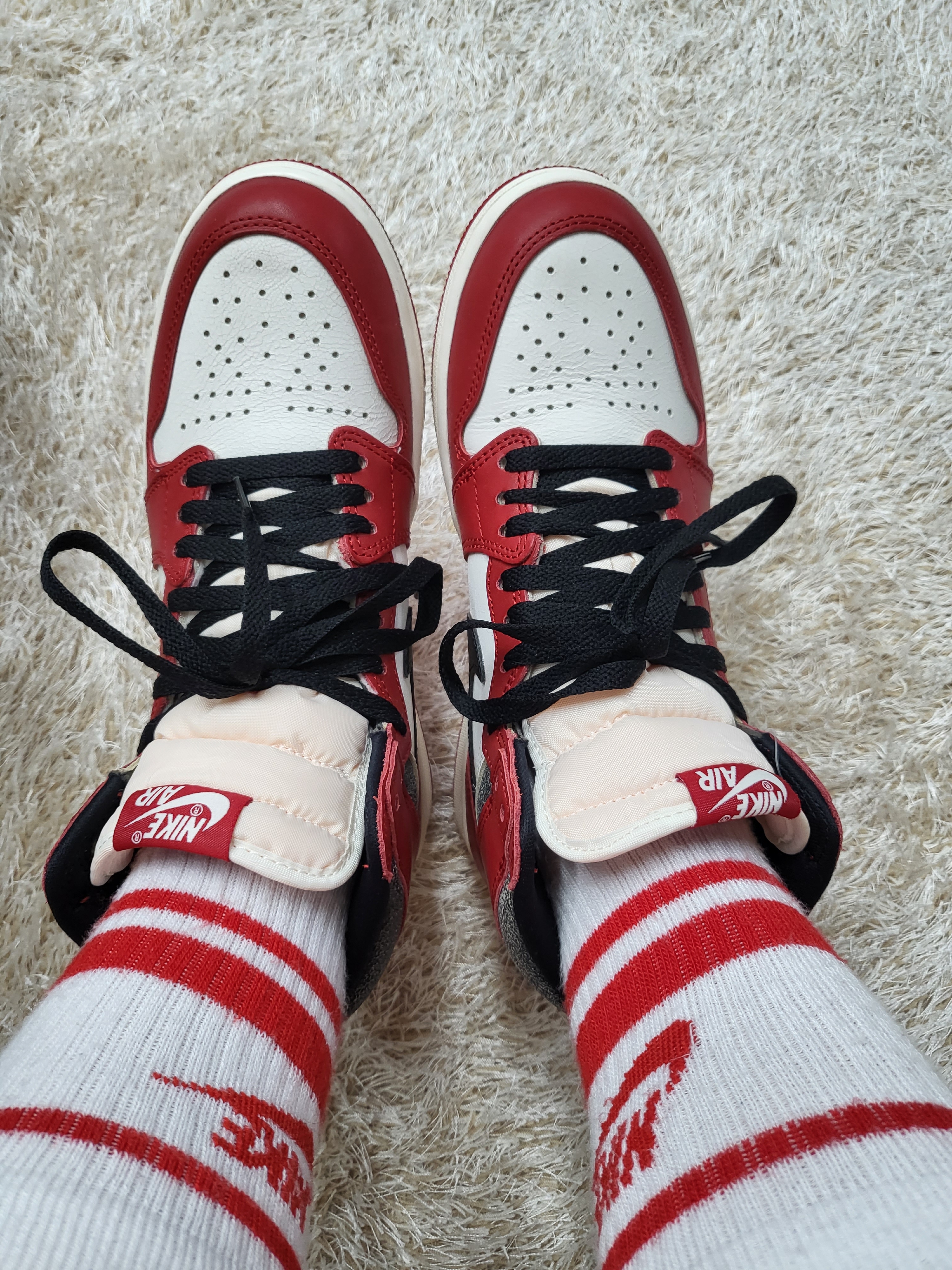 Jordan 1 Retro High OG Chicago 2022 착용 스타일 - 2