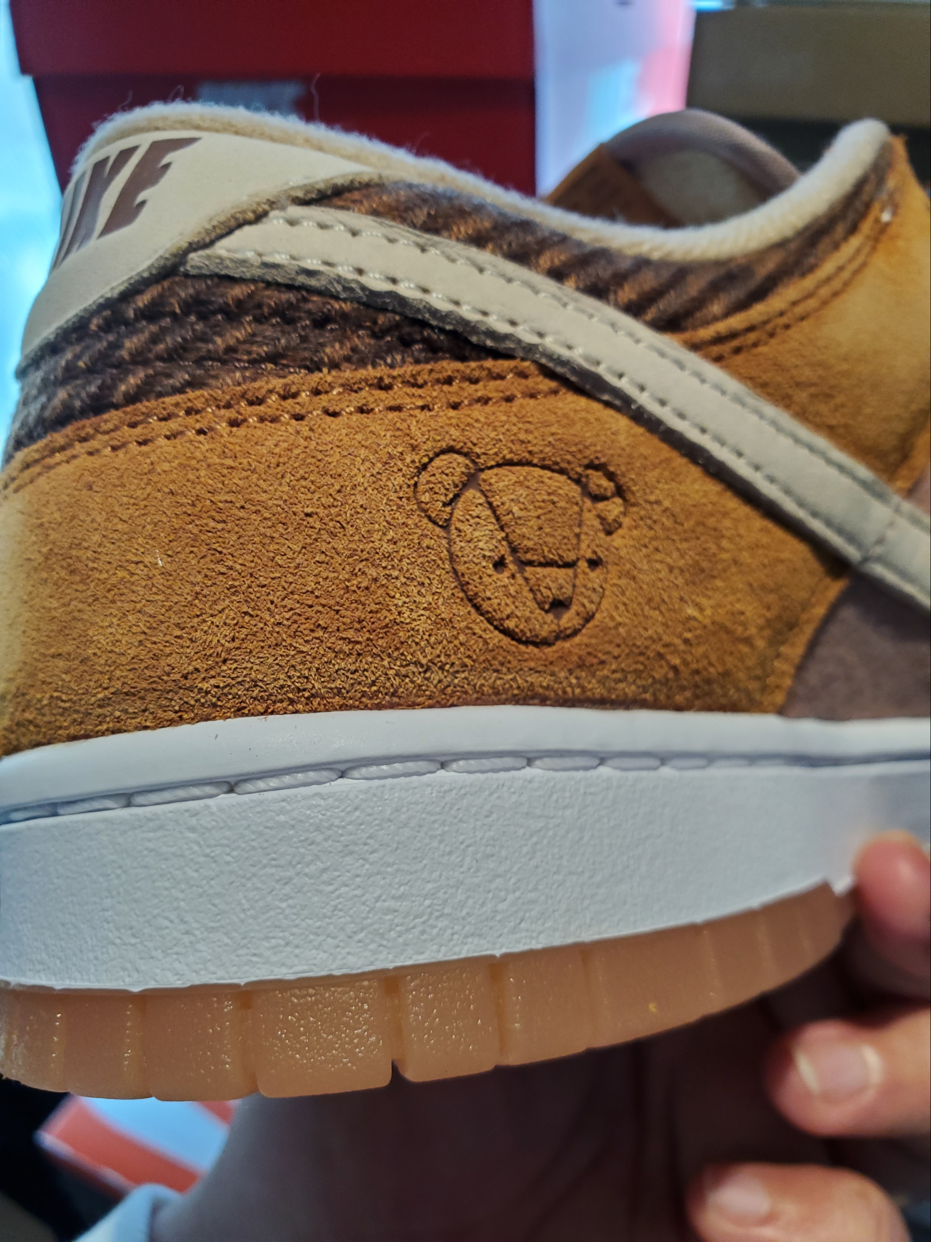 Nike Dunk Low SE Praline Desert Ochre 착용 스타일 - 2