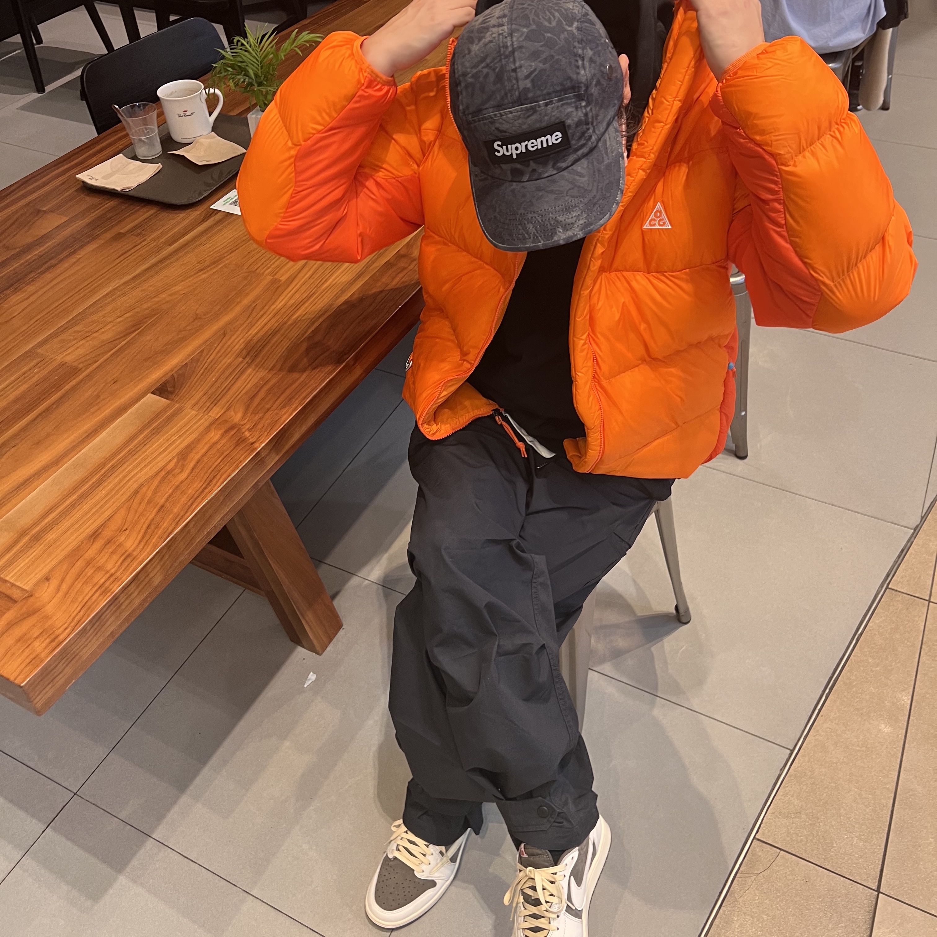 Nike ACG Therma-Fit ADV Lunar Lake Puffer Jacket Safety Orange - Asia, Jordan 1 x Travis Scott Retro Low OG SP Sail and Ridgerock 착용 스타일 - 1