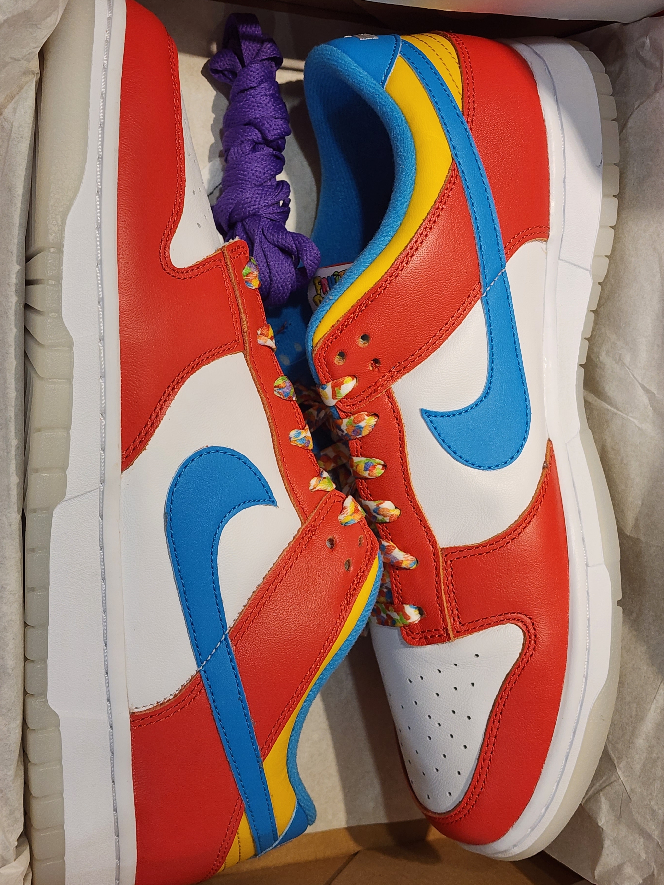 Nike x LeBron James x Fruity Pebbles Dunk Low QS Habanero Red 착용 스타일 - 1