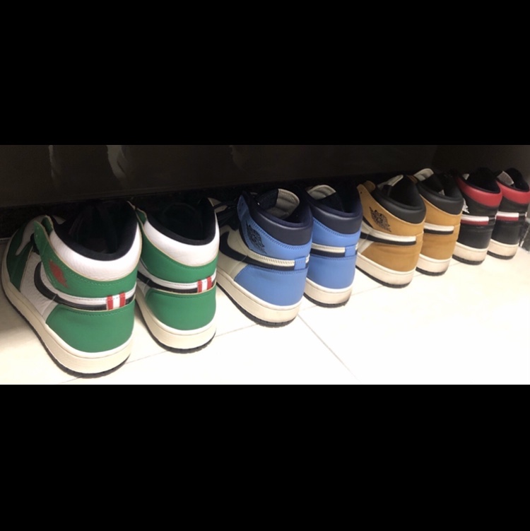 (W) Jordan 1 Retro High OG Lucky Green, Jordan 1 Retro High Obsidian UNC 착용 스타일