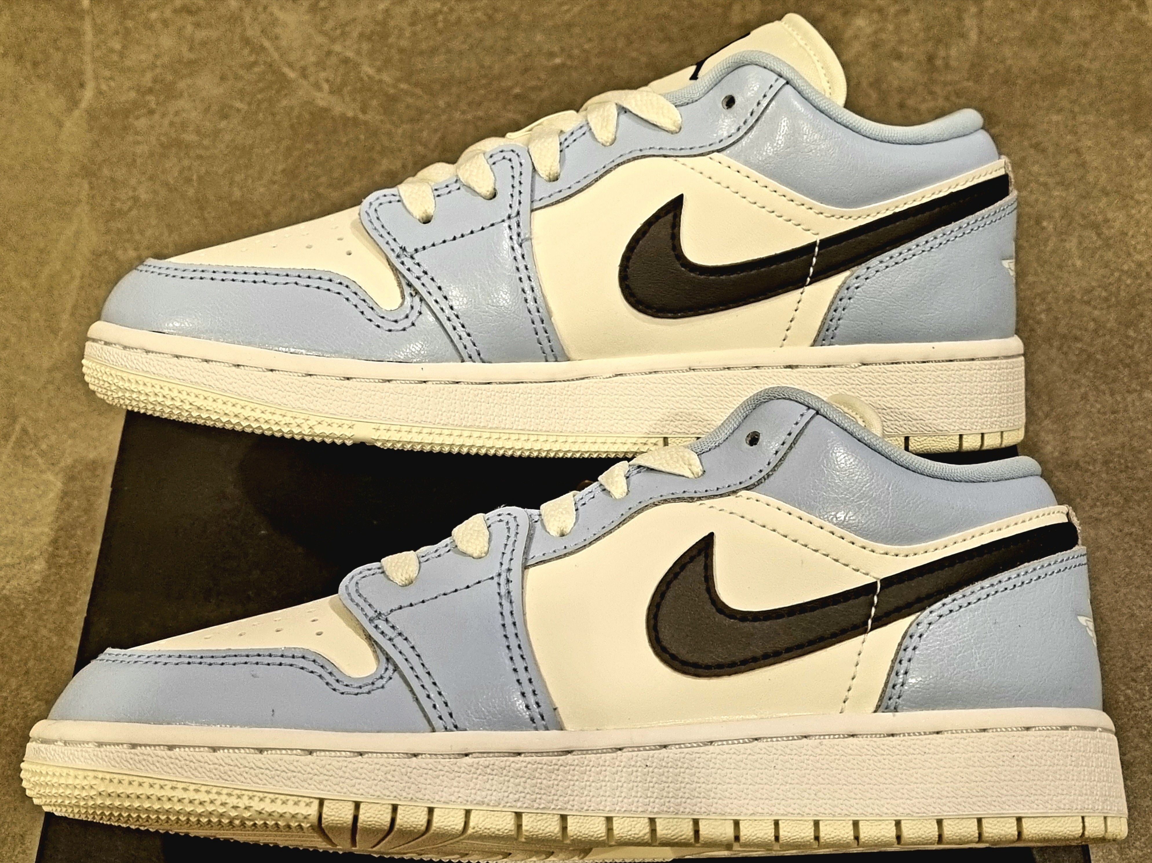 (GS) Jordan 1 Low Ice Blue 착용 스타일 - 2