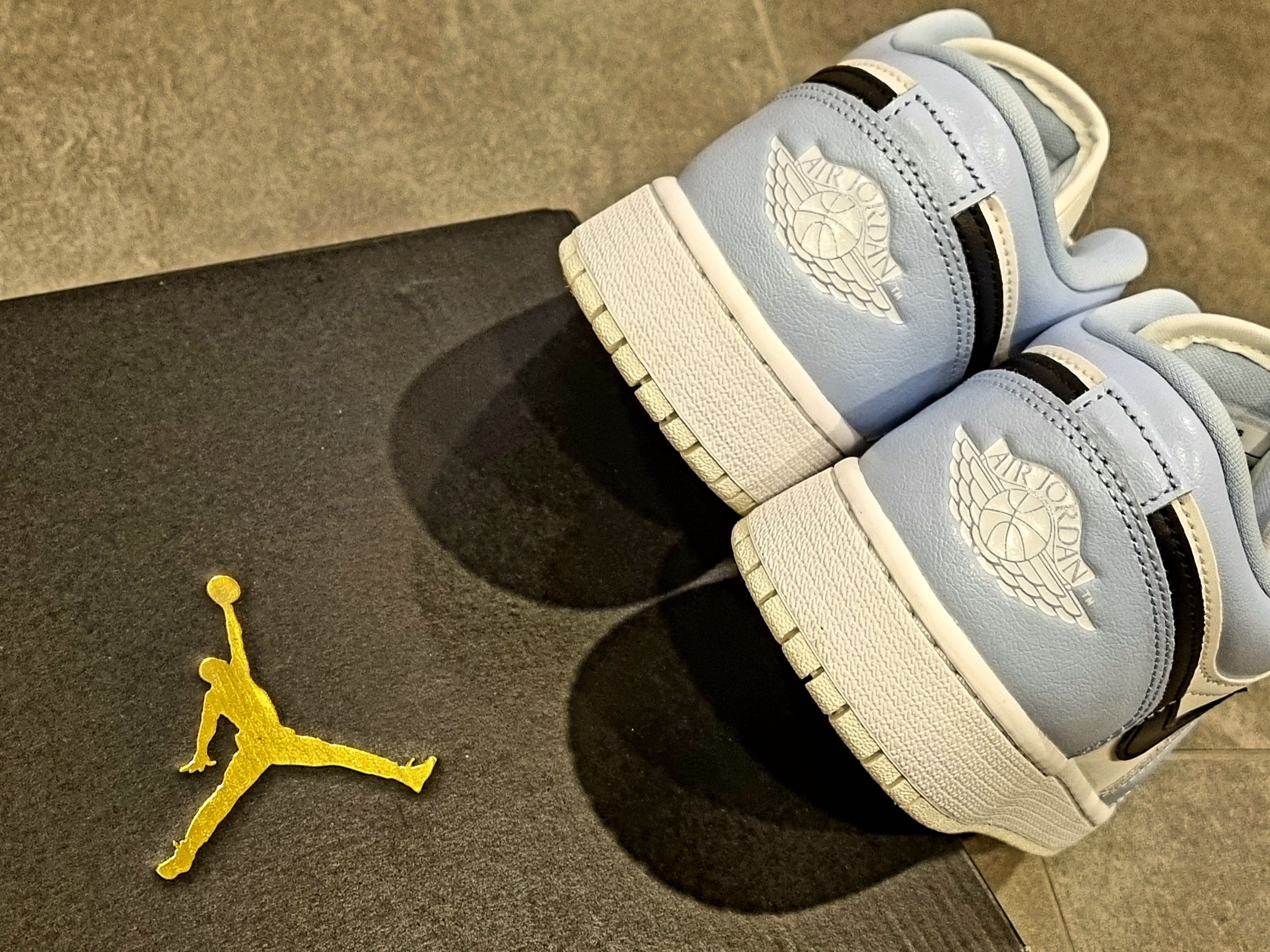 (GS) Jordan 1 Low Ice Blue 착용 스타일 - 5