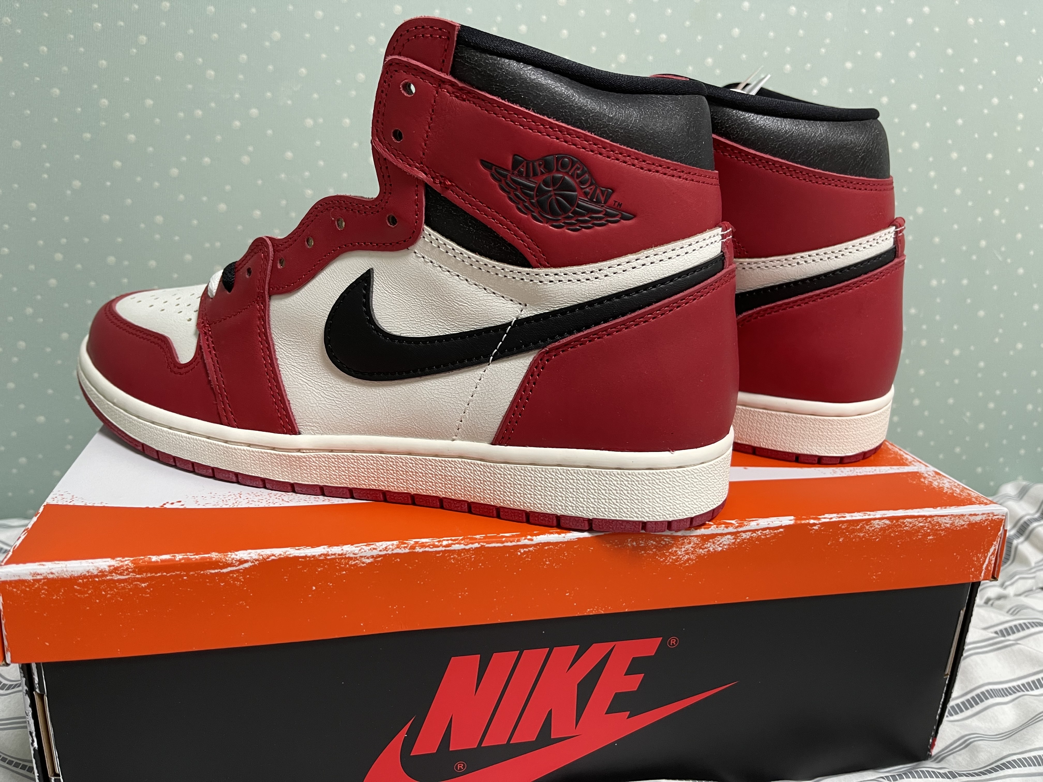Jordan 1 Retro High OG Chicago 2022 착용 스타일 - 2