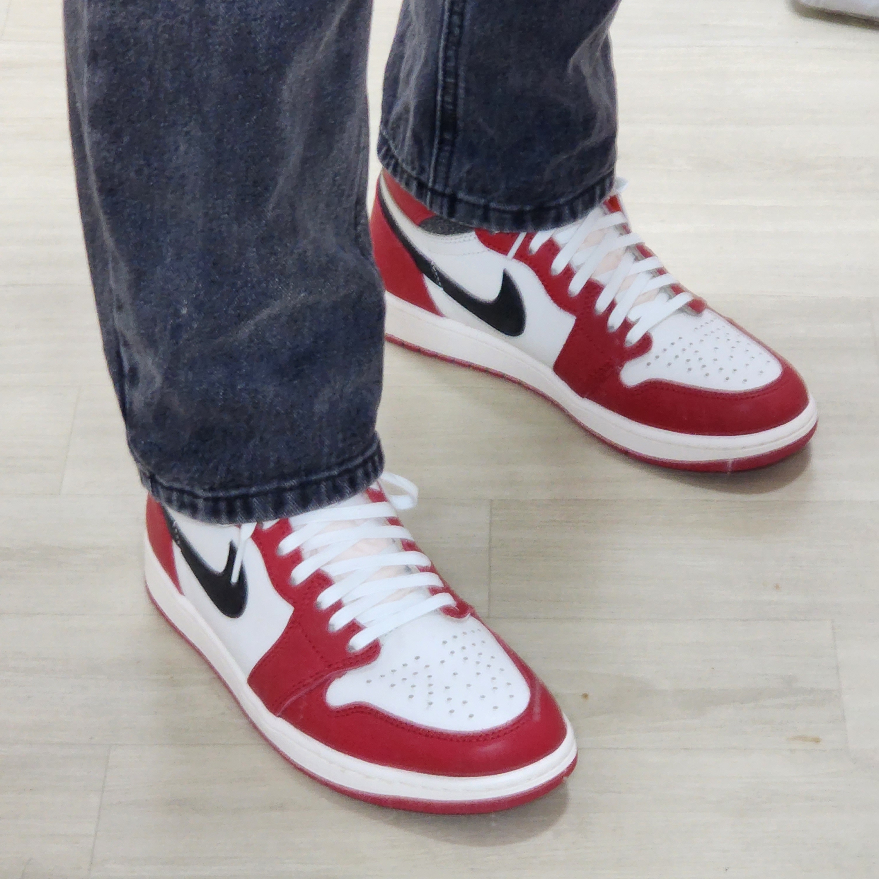 Jordan 1 Retro High OG Chicago 2022 착용 스타일 - 2